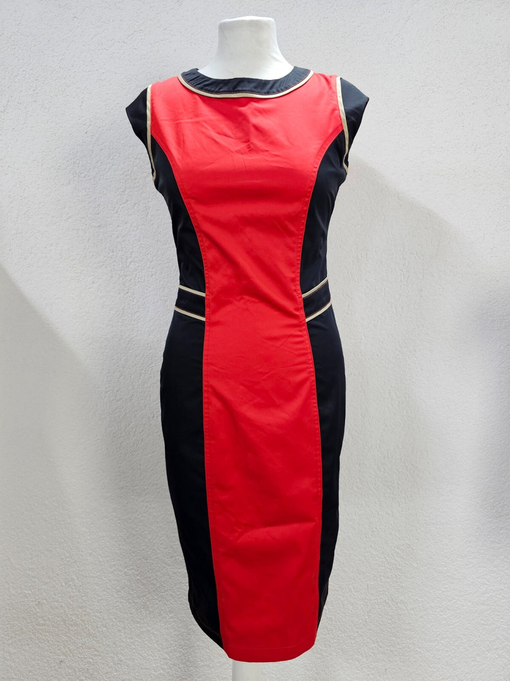 EK6182 Damen Kleid von Kapalua, rot-schwarz, Gr.340