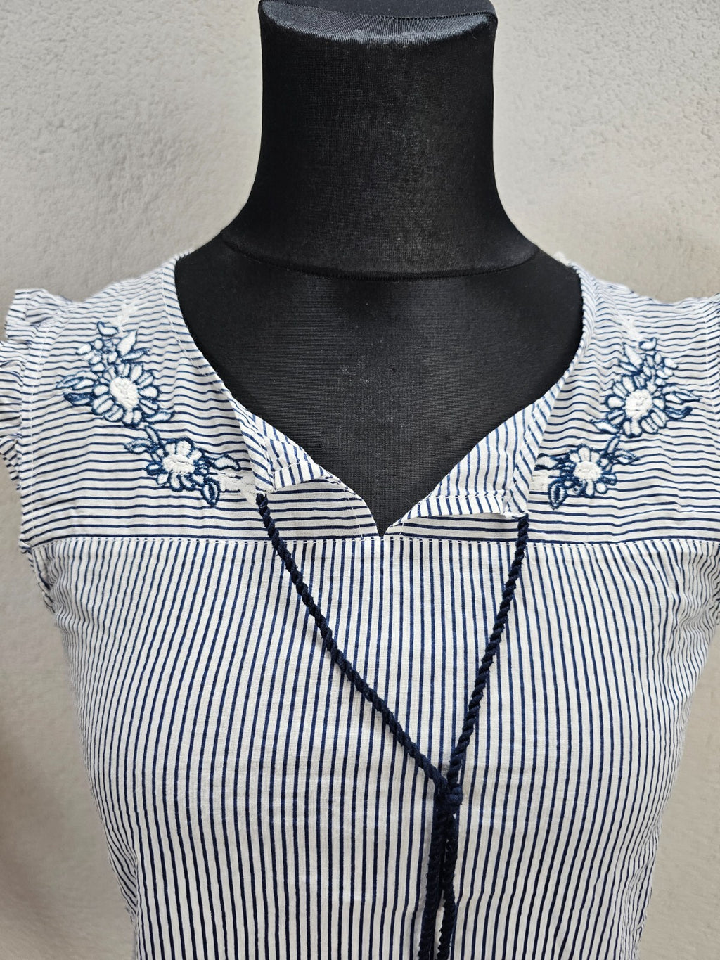 EK5932 Damen Bluse von Gina, weiß/blau gestreift, Gr. 401