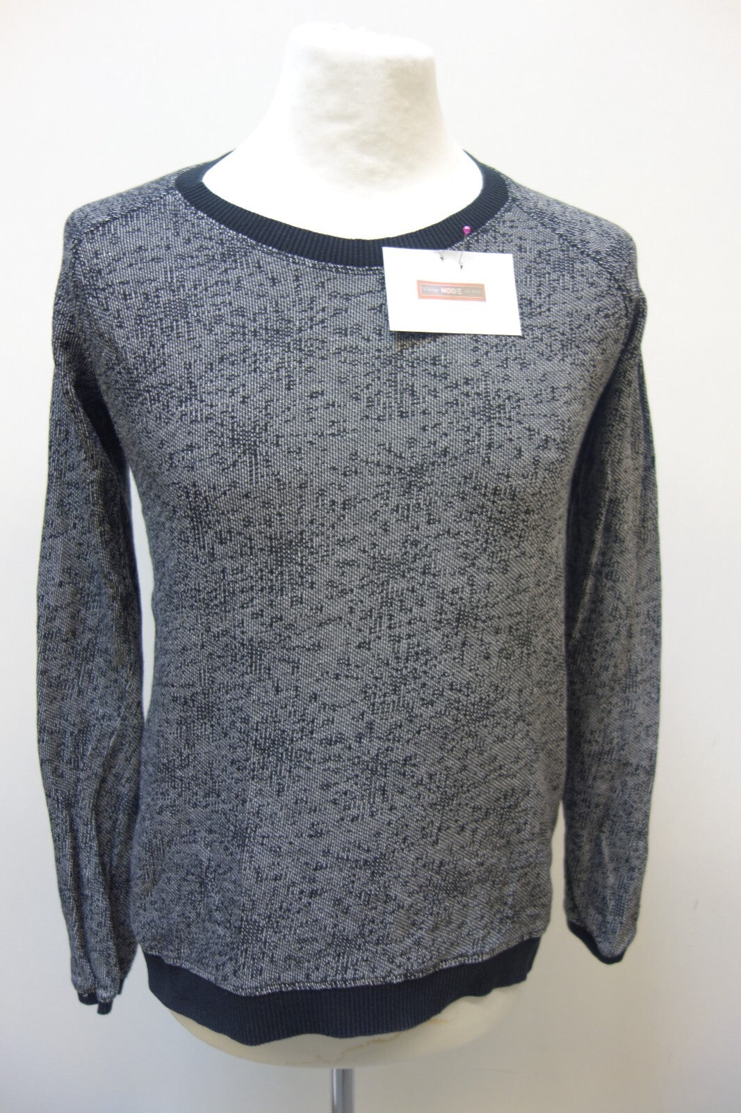 EK3733 Grauer Damenpullover von Opus 0