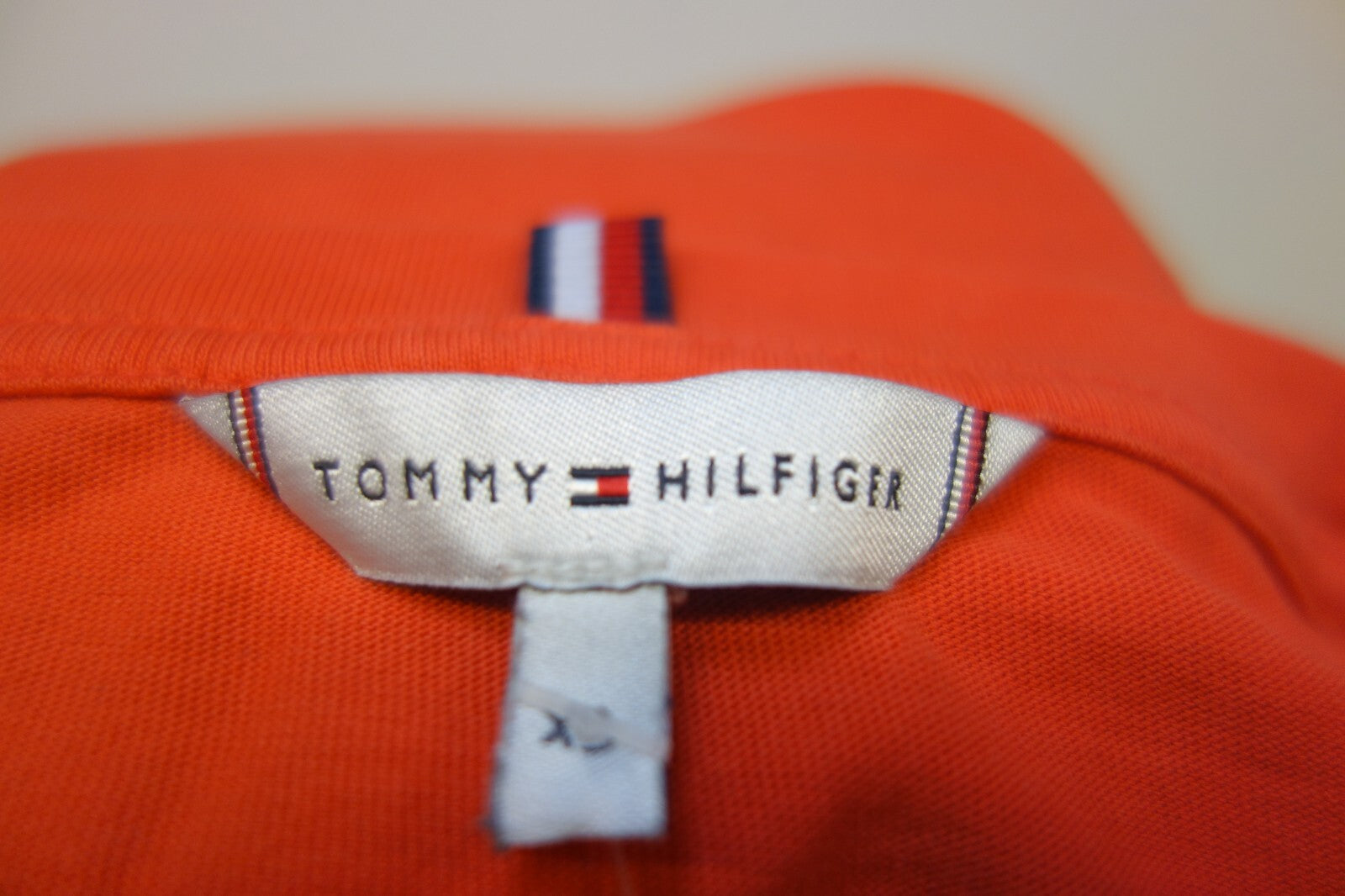 EK2563 Damen T-Shirt von Tommy Hilfiger, orange, Gr. XS5