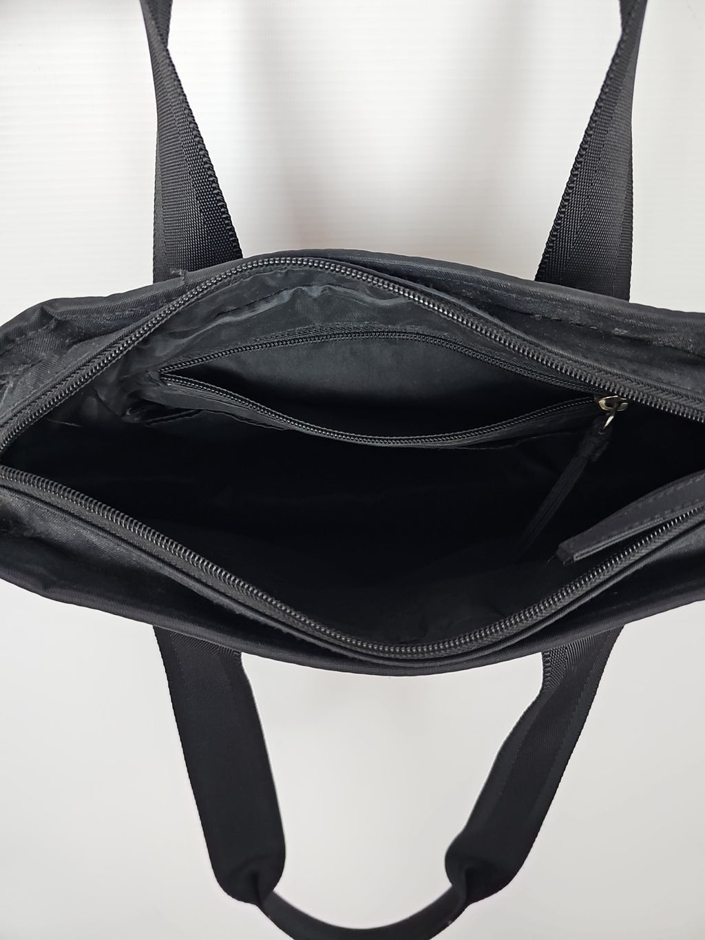 EK5554 Damen Handtasche von Polo Jeans Co., Schwarz1
