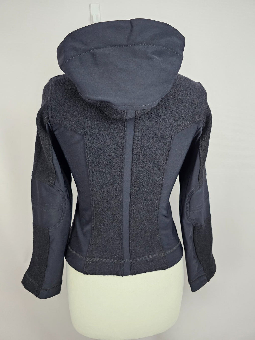 EK5596 Damen Jacke von Marc Cain, schwarz, gr. 34/367