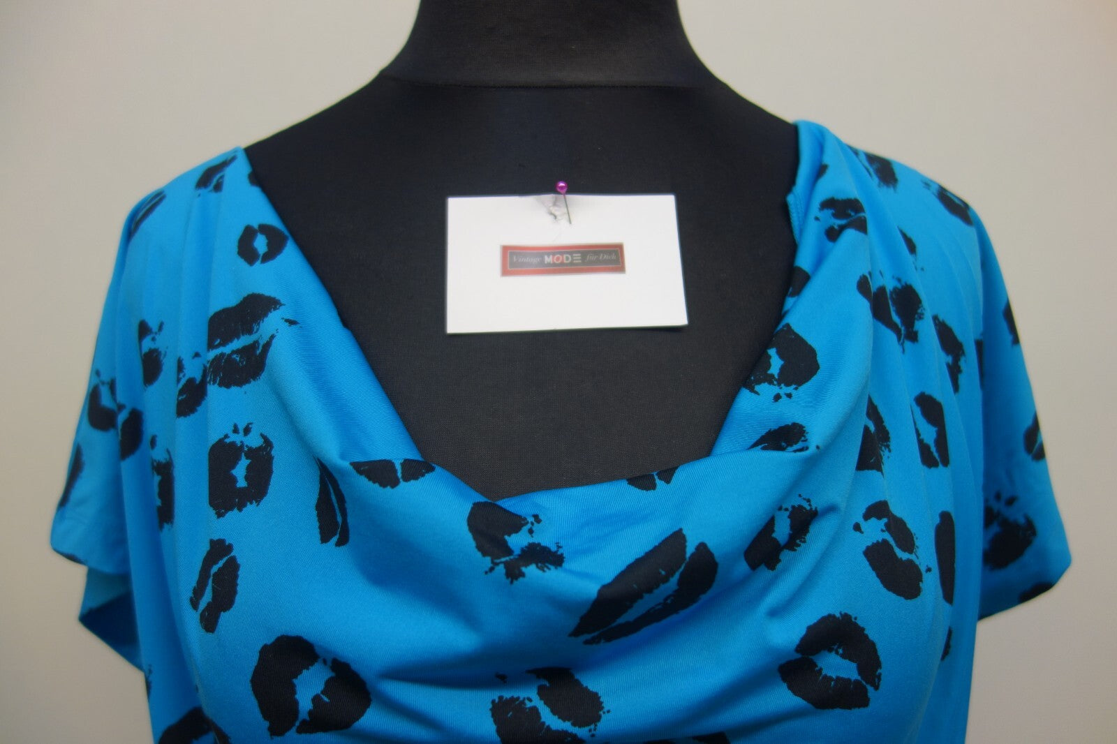 EK2621 Damen Oberteil Sarah Kern Größe 48 Blau mit schwarzem Muster1