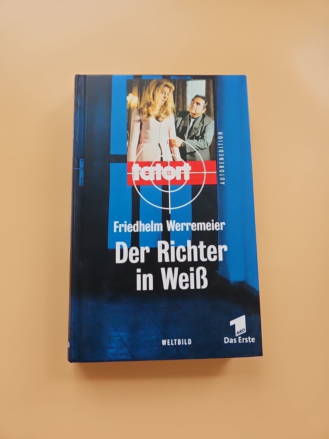 TATORT - gebundene Weltbild -Edition - Hardcover nahezu neuwertig 2060