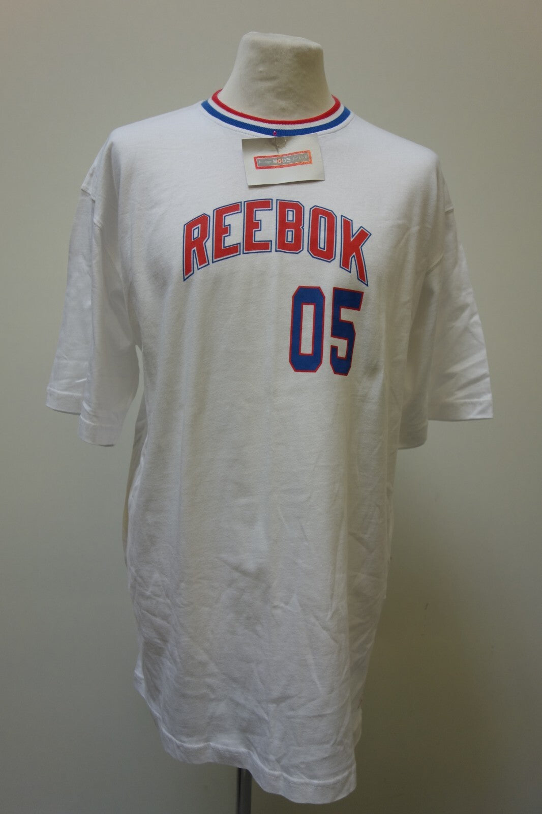 EK0915 Herren T-Shirt von Reebok, Gr.560