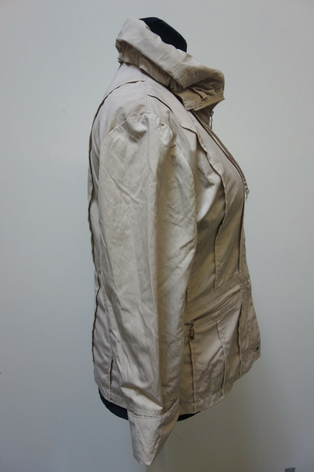 Tolle Übergangs Damen Jacke in beige Gr 40 E990 Windfield2