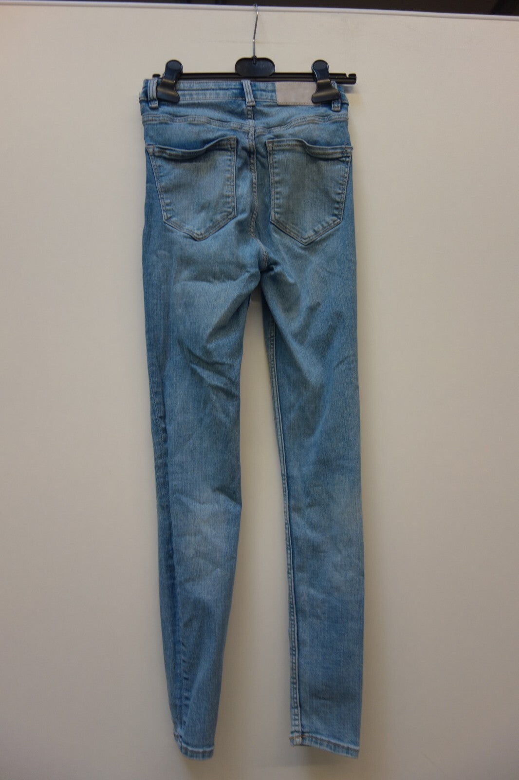 EK3224 Damen Jeans von Zara, Gr.323