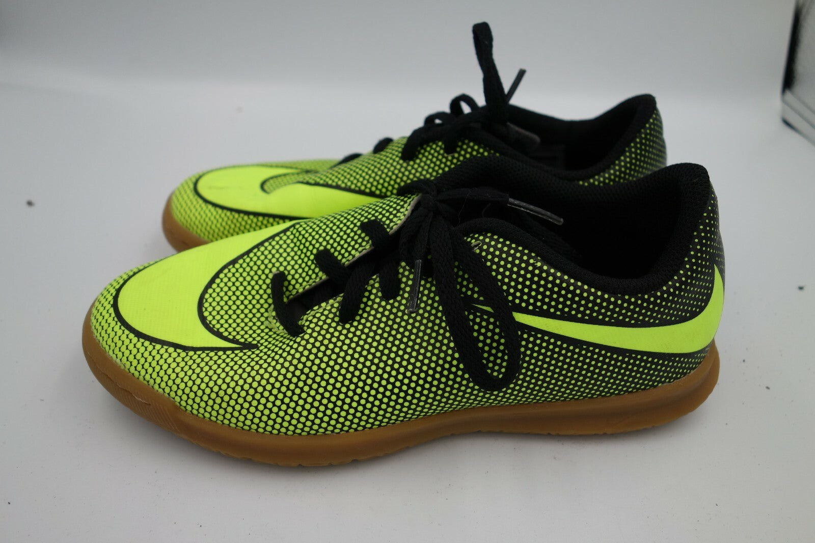 ES0142 Sneaker von Nike, schwarz-grün, 351
