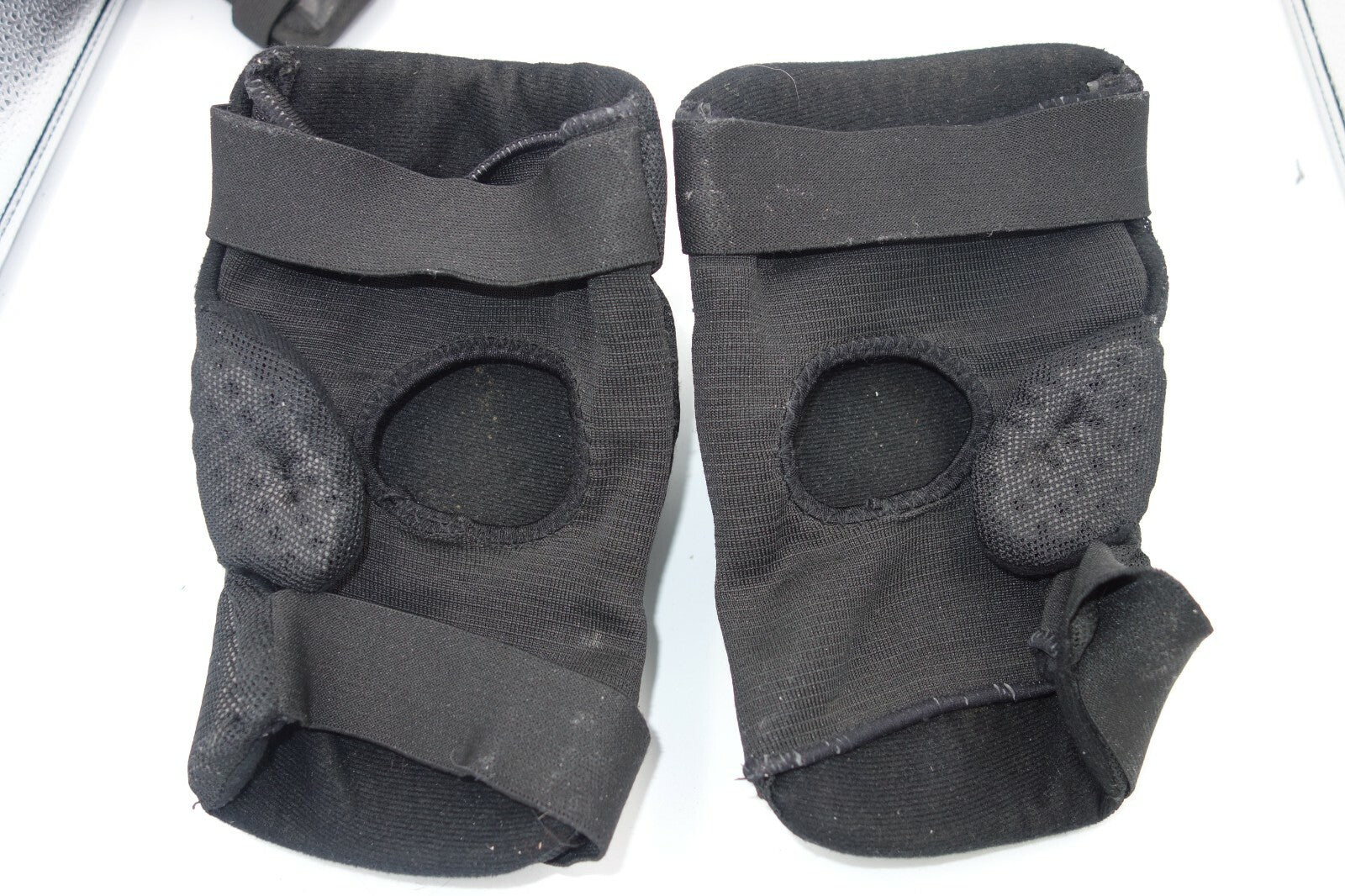 ES0275 Knie und Handschoner fürs skaten, schwarz4