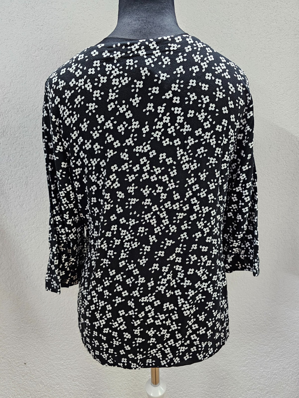 EK5961 Damen Bluse von Bexleys, schwarz, weiße Blumen, Gr. 423