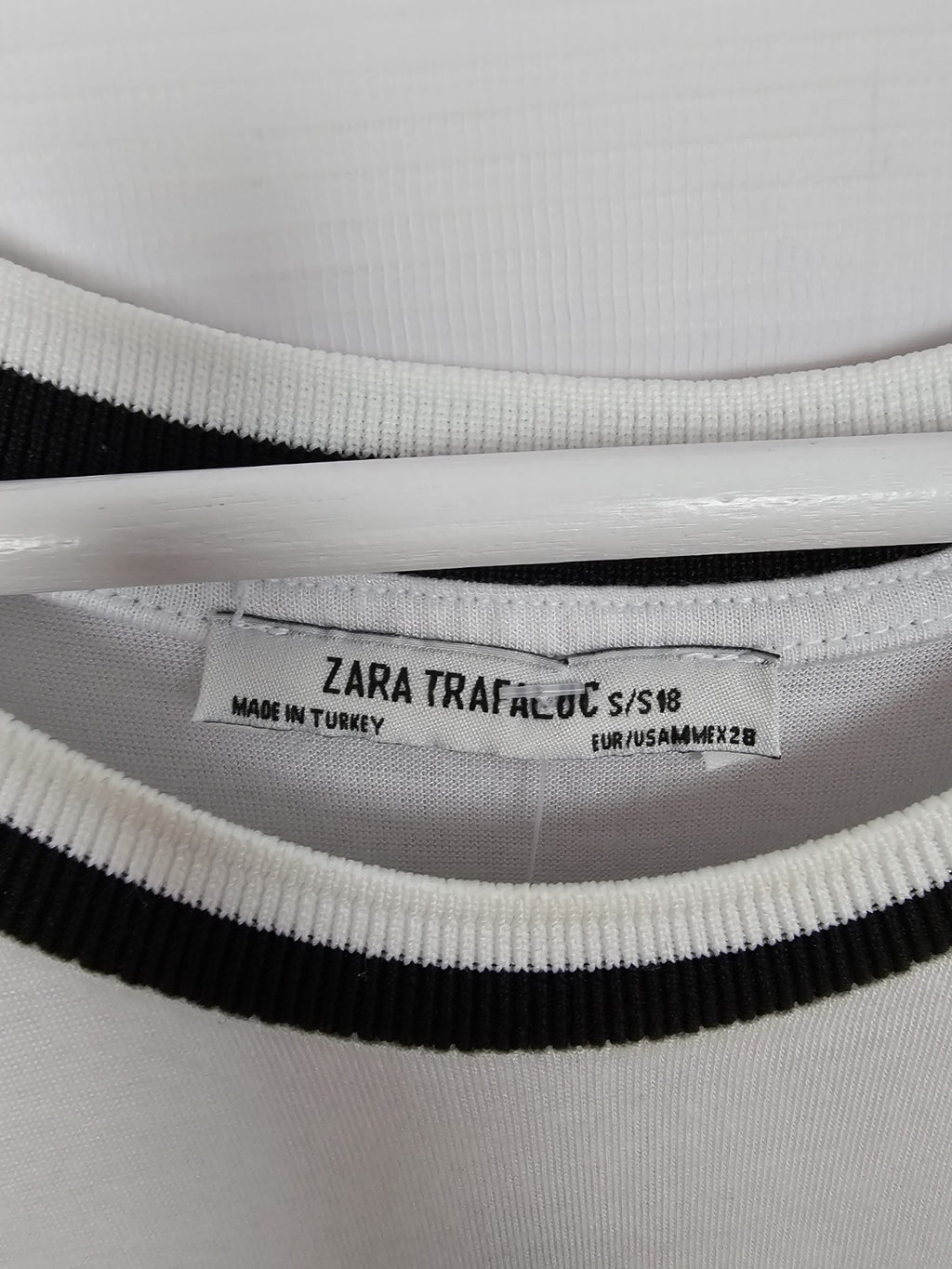 EK8872 Damen Tshirt von Zara, Weiß, Gr. S2