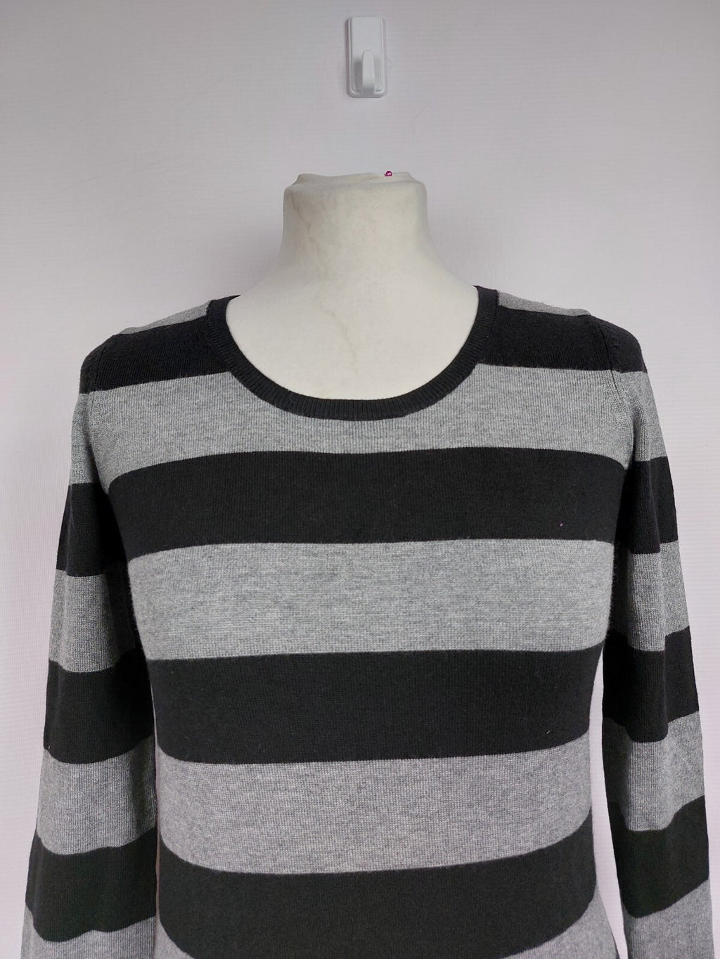 EK4661 Damen Pullover von EDC, grau-schwarz, Gr.XS1