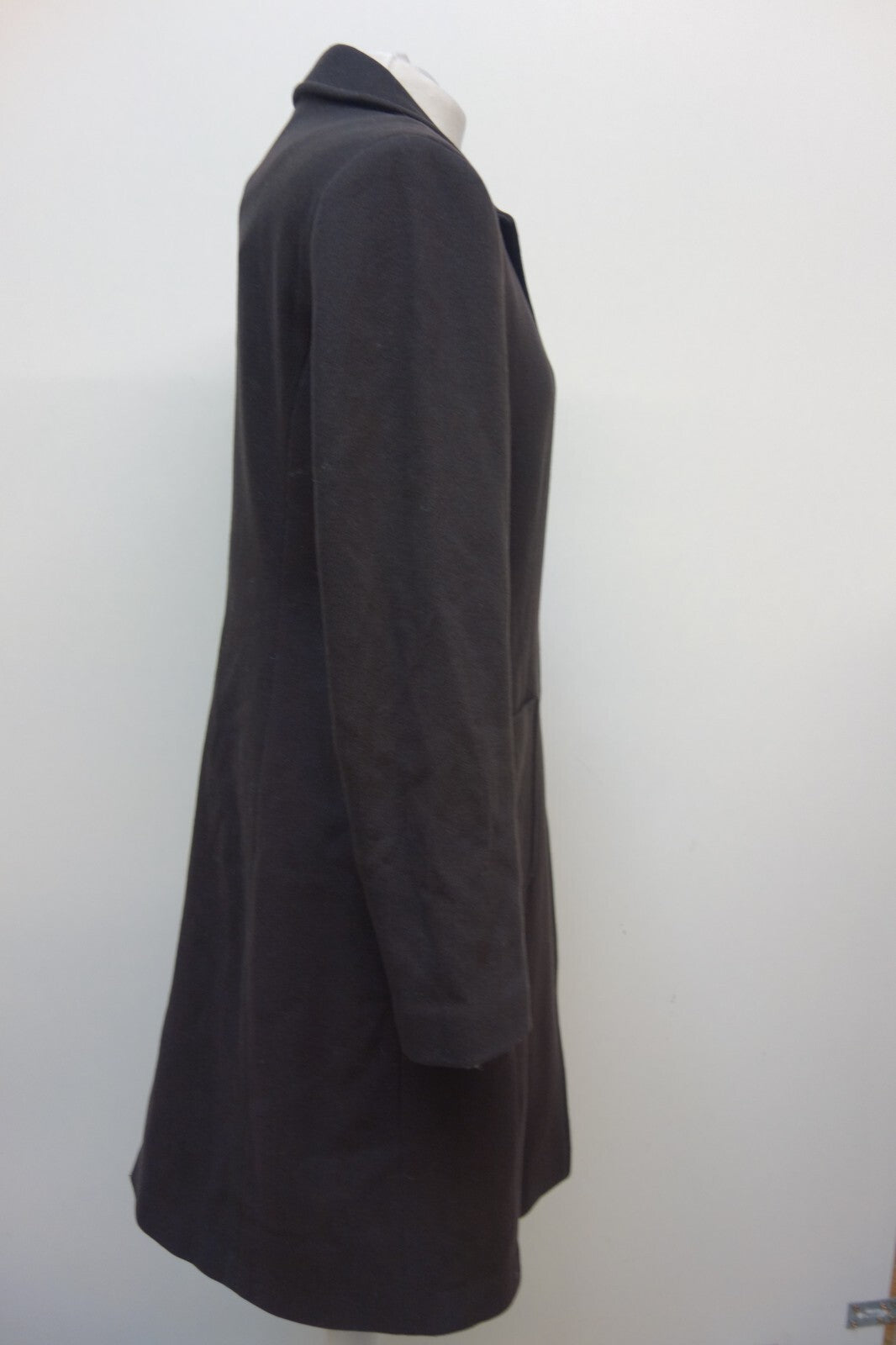 EK3750 Dunkler Damenmantel von Esprit2