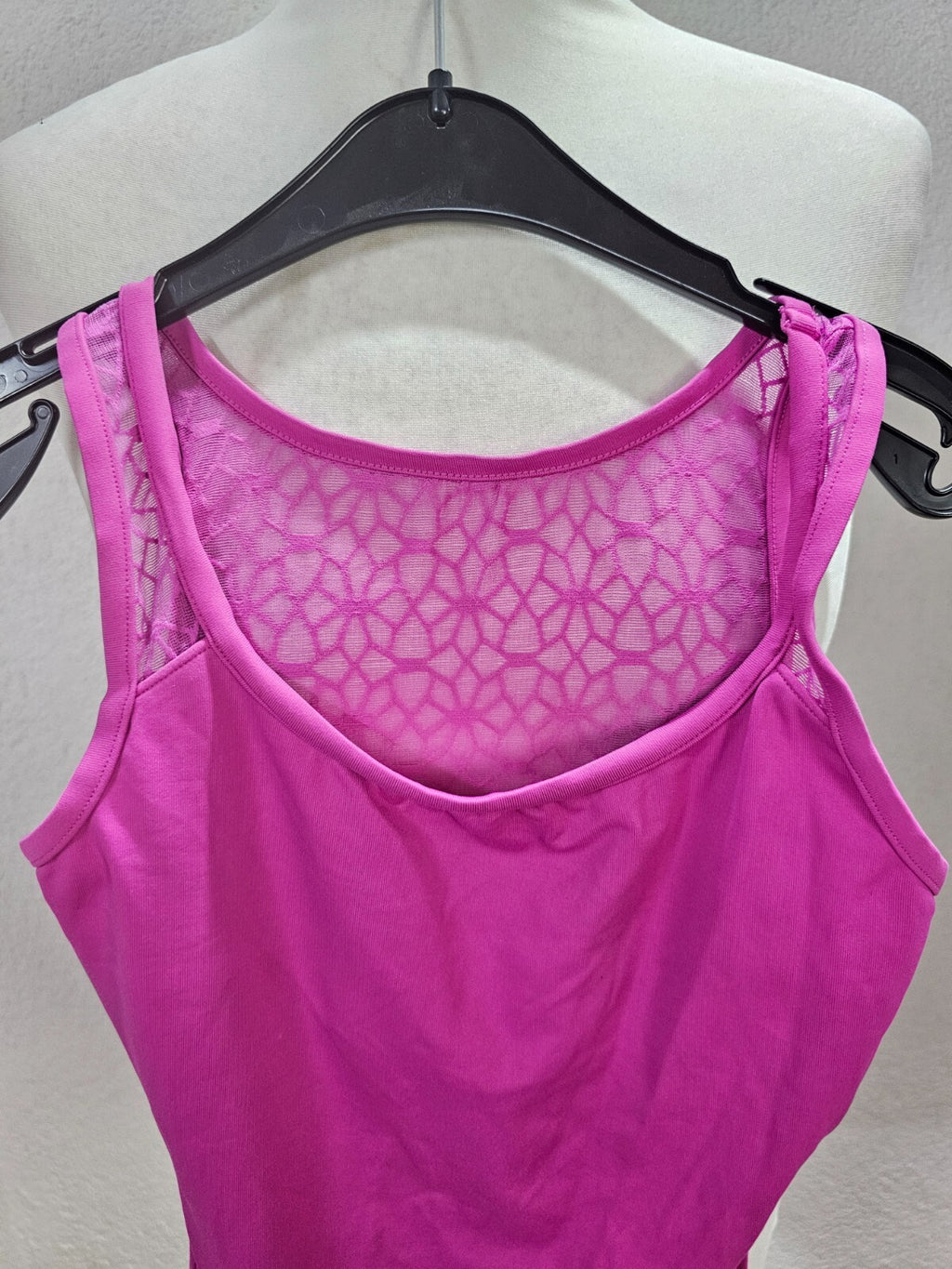 EK6245 Mädchen Badeanzug von Bloch, pink, Gr.134 (nach Größentabelle)1