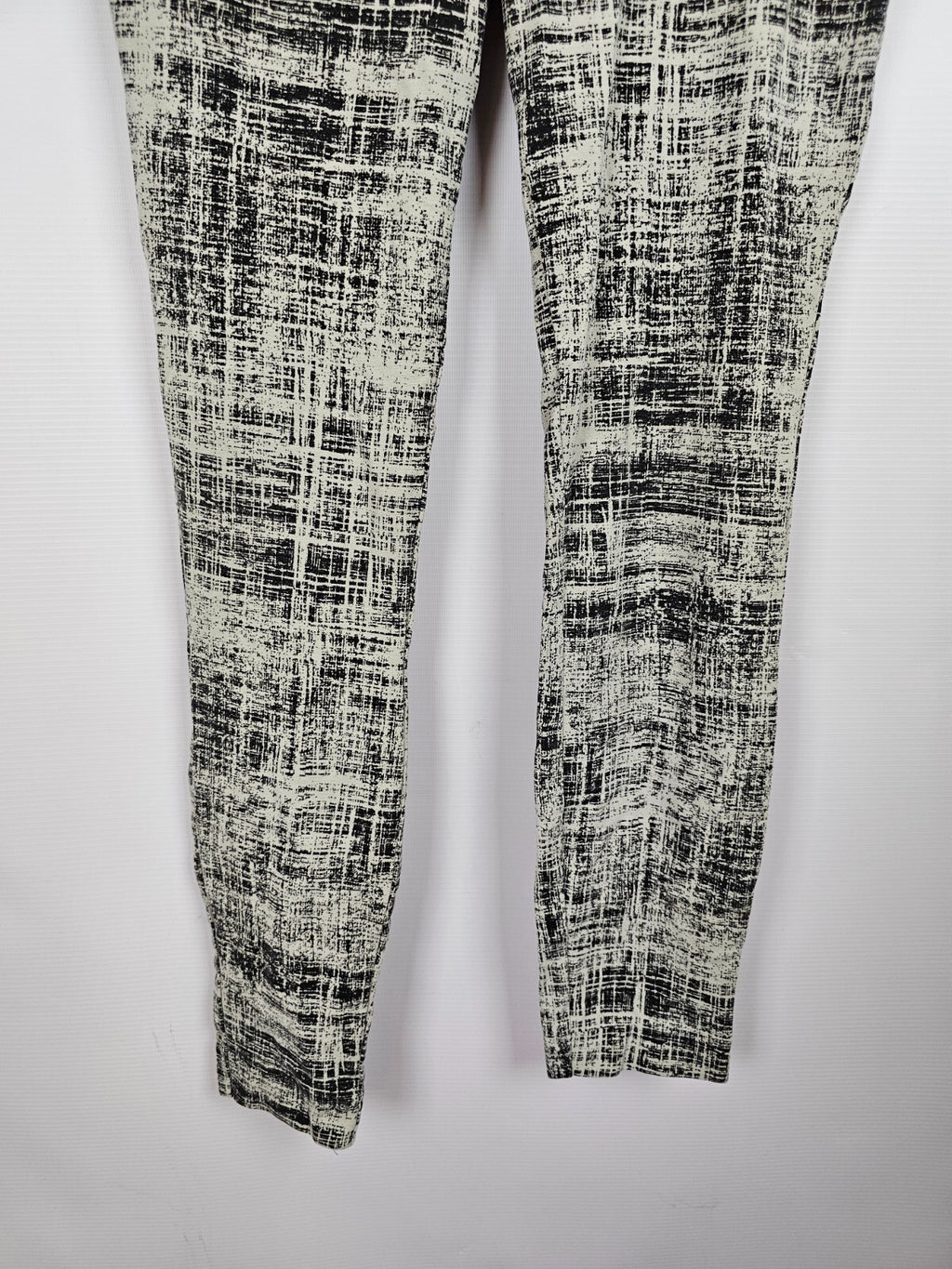 EK5474 Damen Stoffhose von Drykorn, grau/schwarz, Gr. 342