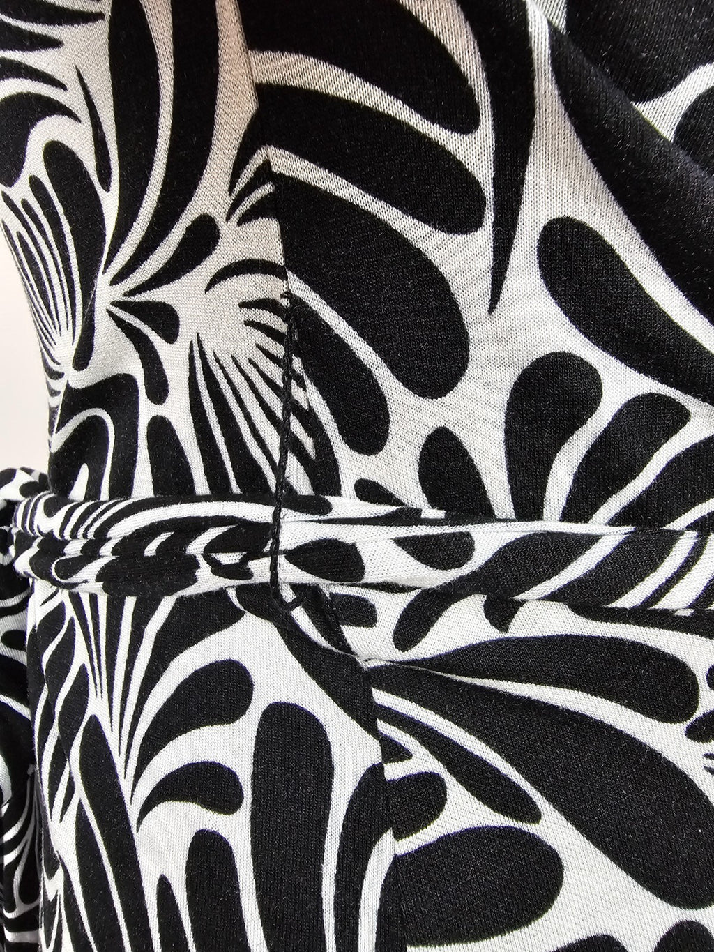 EK0385 Damen Kleid von Esprit, schwarz/weiß, Gr. L6
