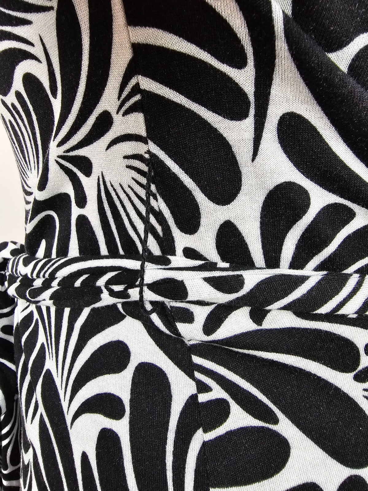EK0385 Damen Kleid von Esprit, schwarz/weiß, Gr. L6