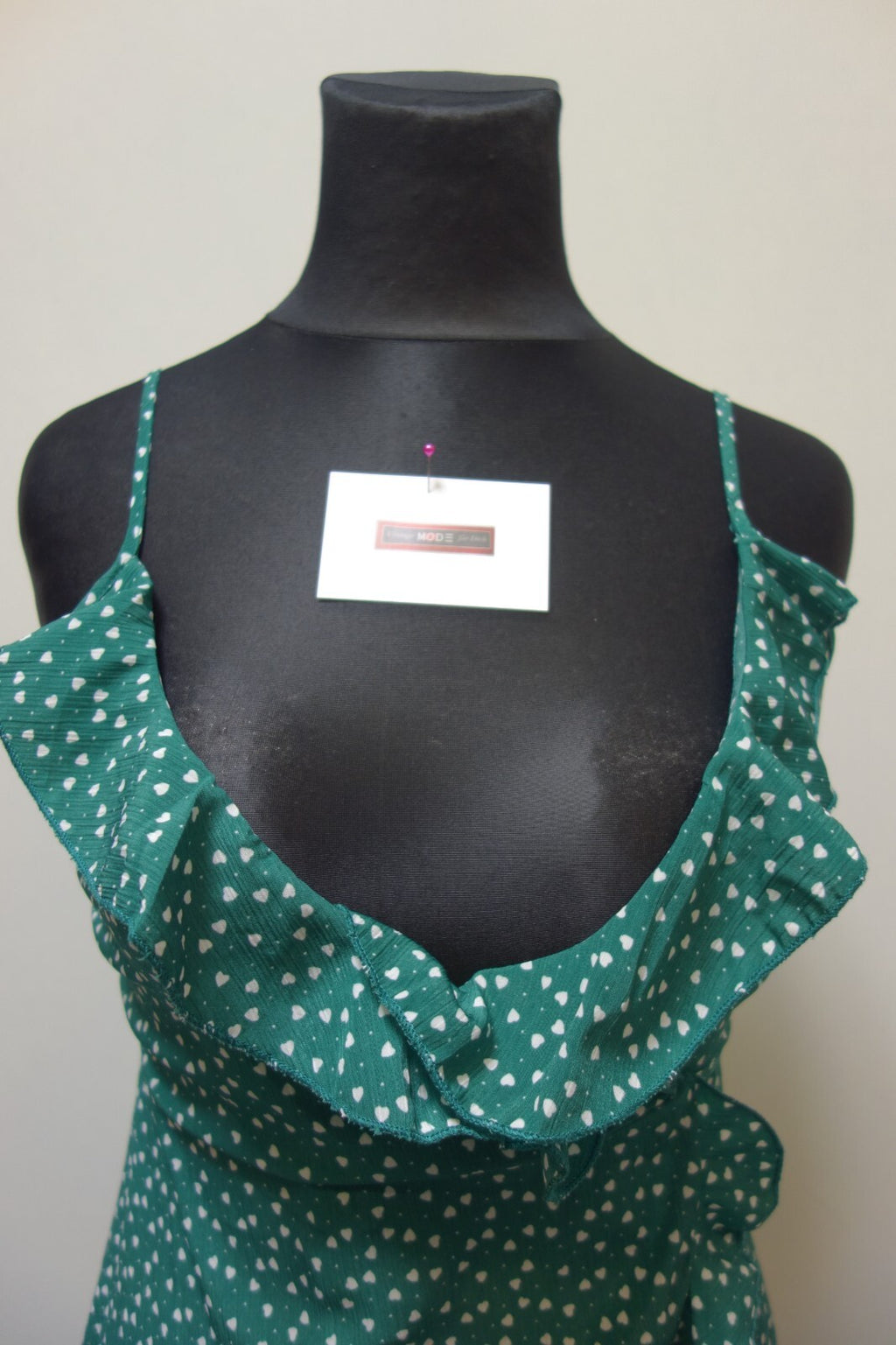 EK2275 Damen Kleid von SheIn, grün mit Herzchen, Gr. S1