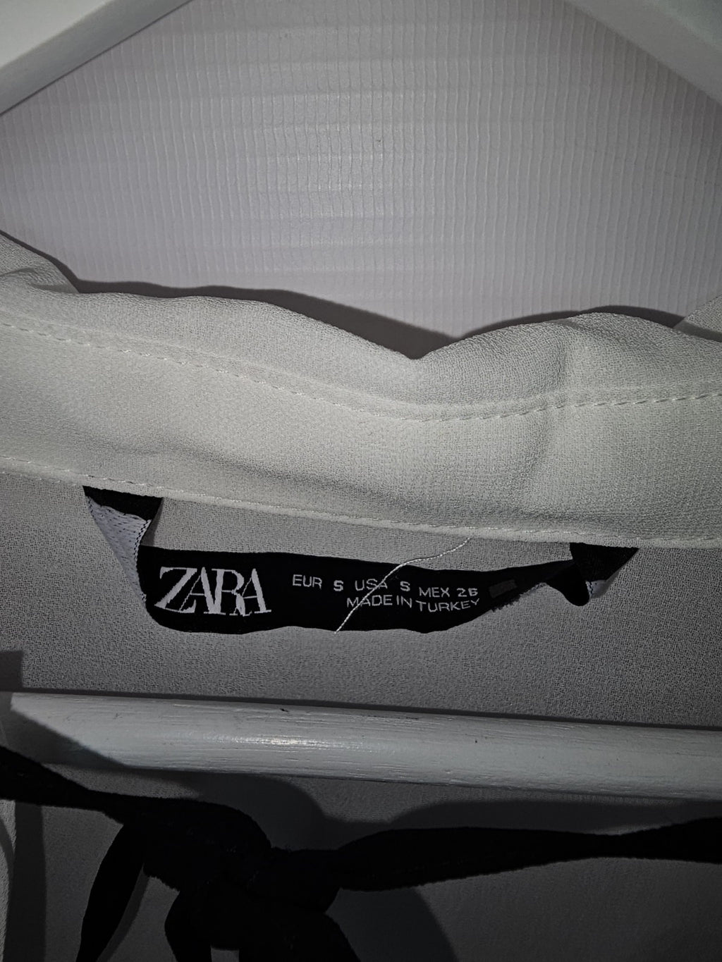 EK8624 Damen Bluse von Zara, Weiß, Gr. S2