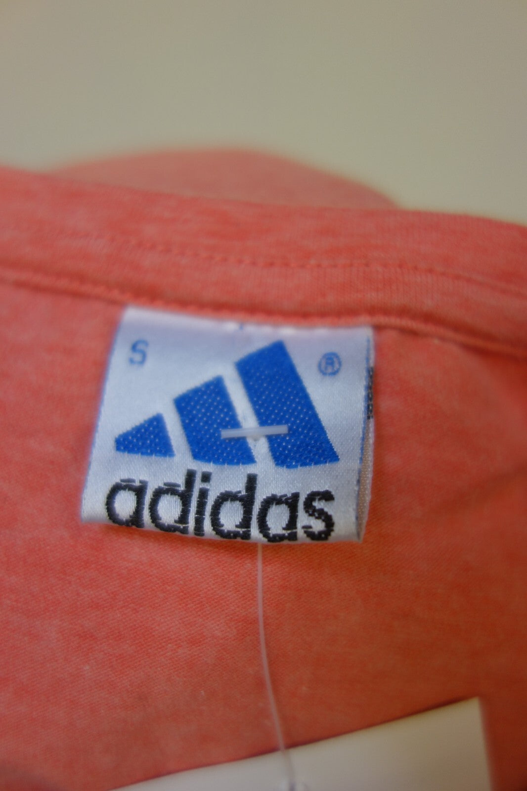 EK3493 Damen T-Shirt von adidas, koralle, Gr. S4