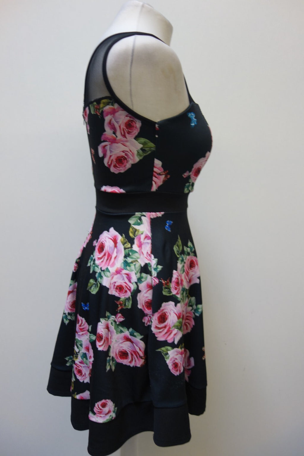 EK3680 Kleid mit Blumenmuster 2