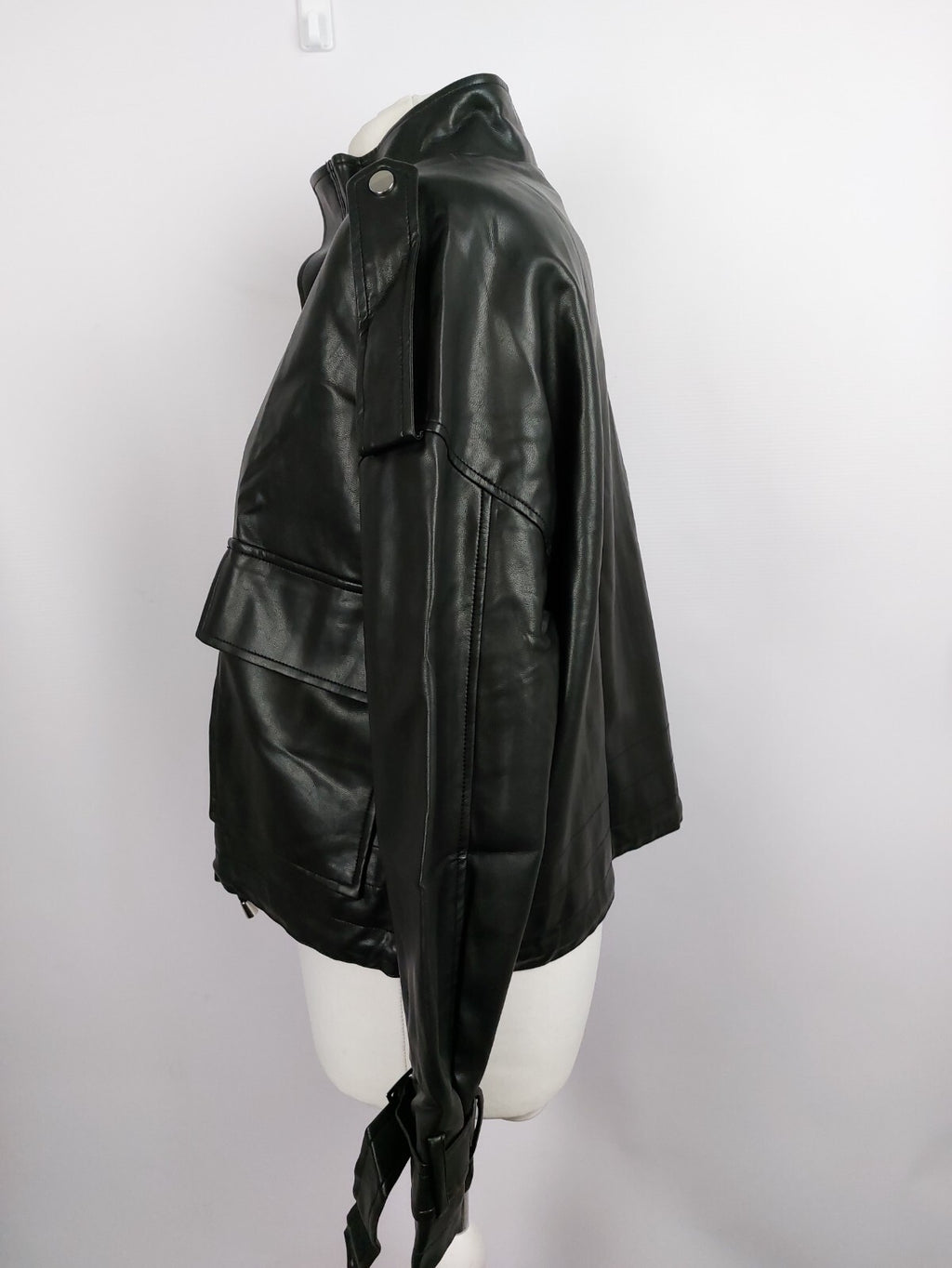 EK0995 Damen Kunstlederjacke von ginatricot, schwarz, Gr. S4