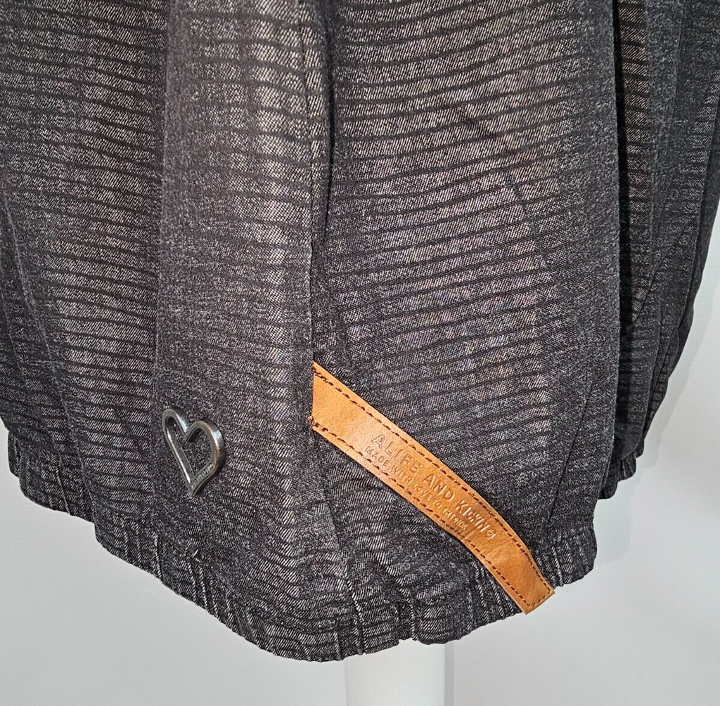 EK1176 Damen Kleid von Alife and Kickin, grau, Gr.XL3