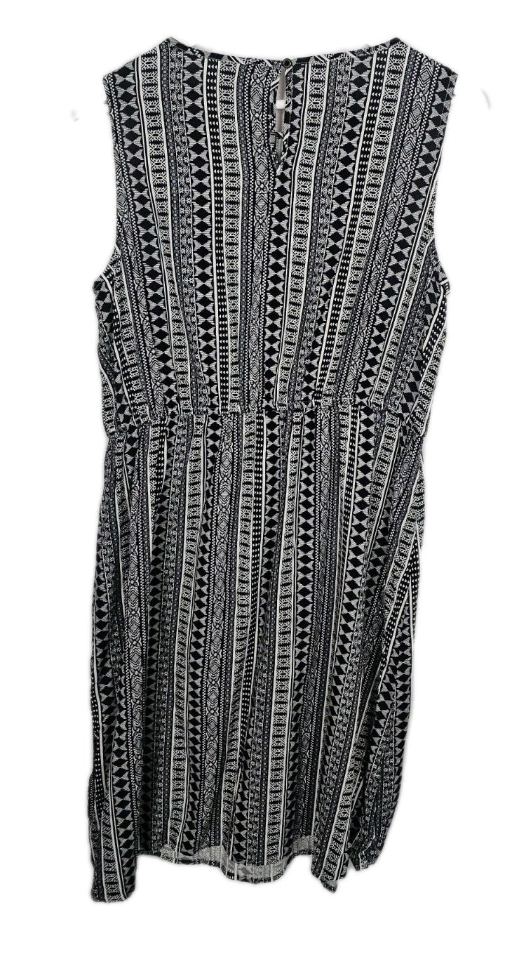 EK9580 Damen Kleid von Tessentials, Schwarz/Weiß, Gr. XL (Entspricht L)3
