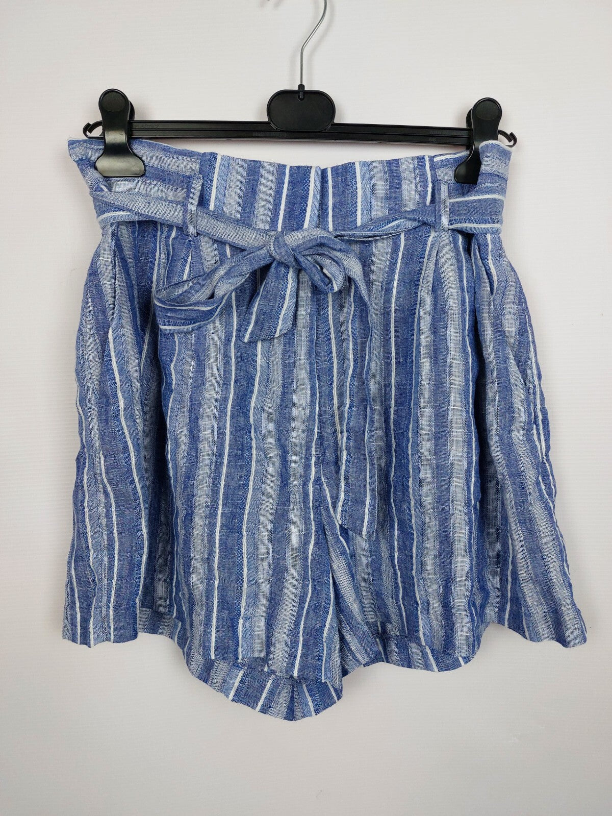 EK4233 Damen Shorts von H&M, gestreift, blau/weiß, Gr. 440