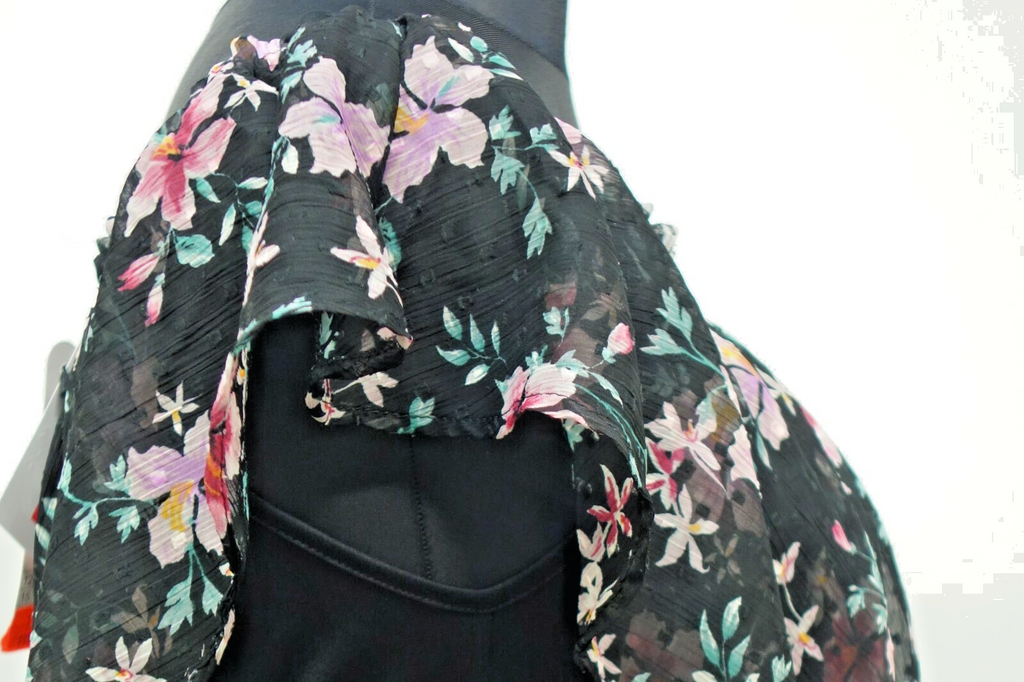 Tolles Bluse von Tally Weijl geblühmt schwarz Gr xs E10373