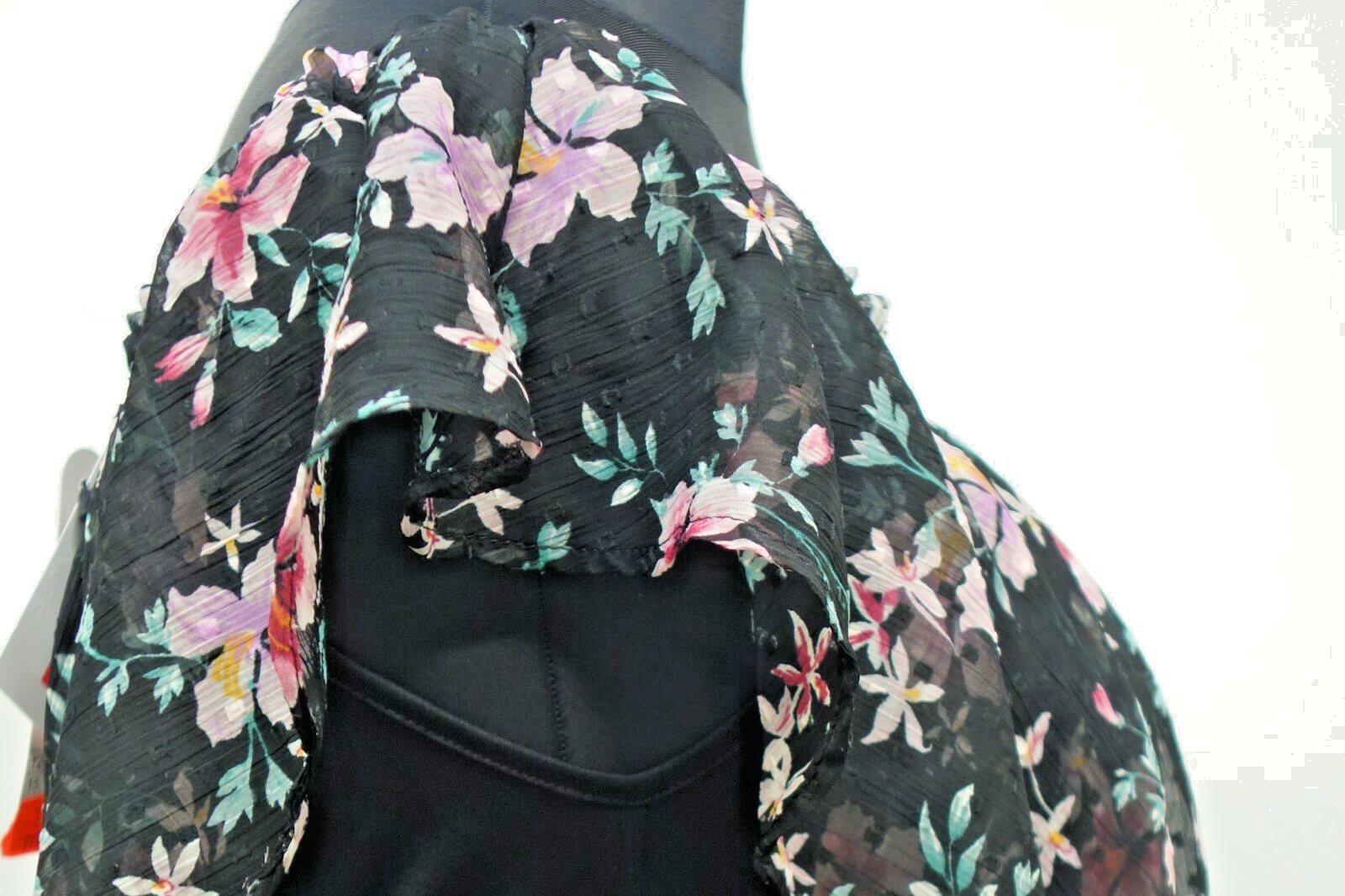 Tolles Bluse von Tally Weijl geblühmt schwarz Gr xs E10373