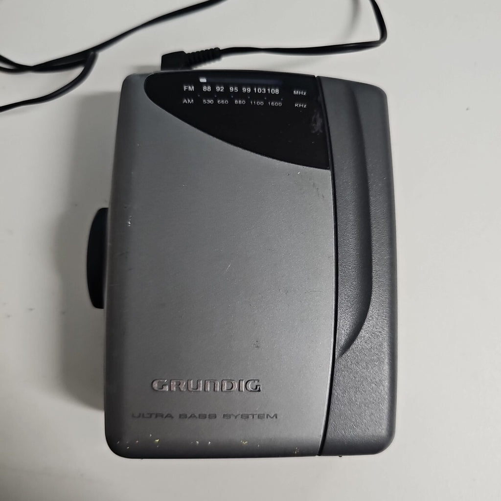 EB1870 Grundig Ultra Bass System0