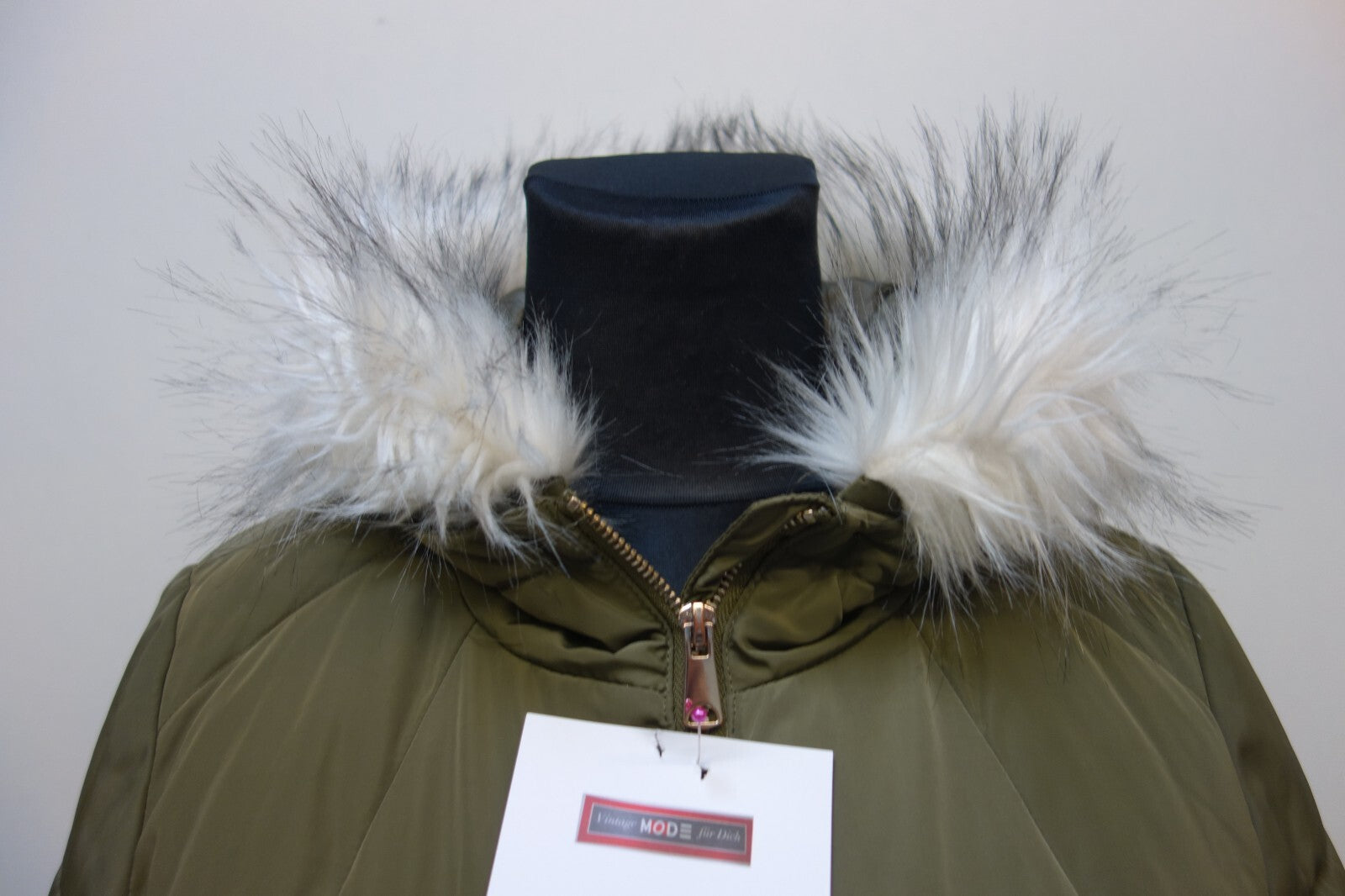 EK3717 Grüne Damenwinterjacke von Clockhouse 2