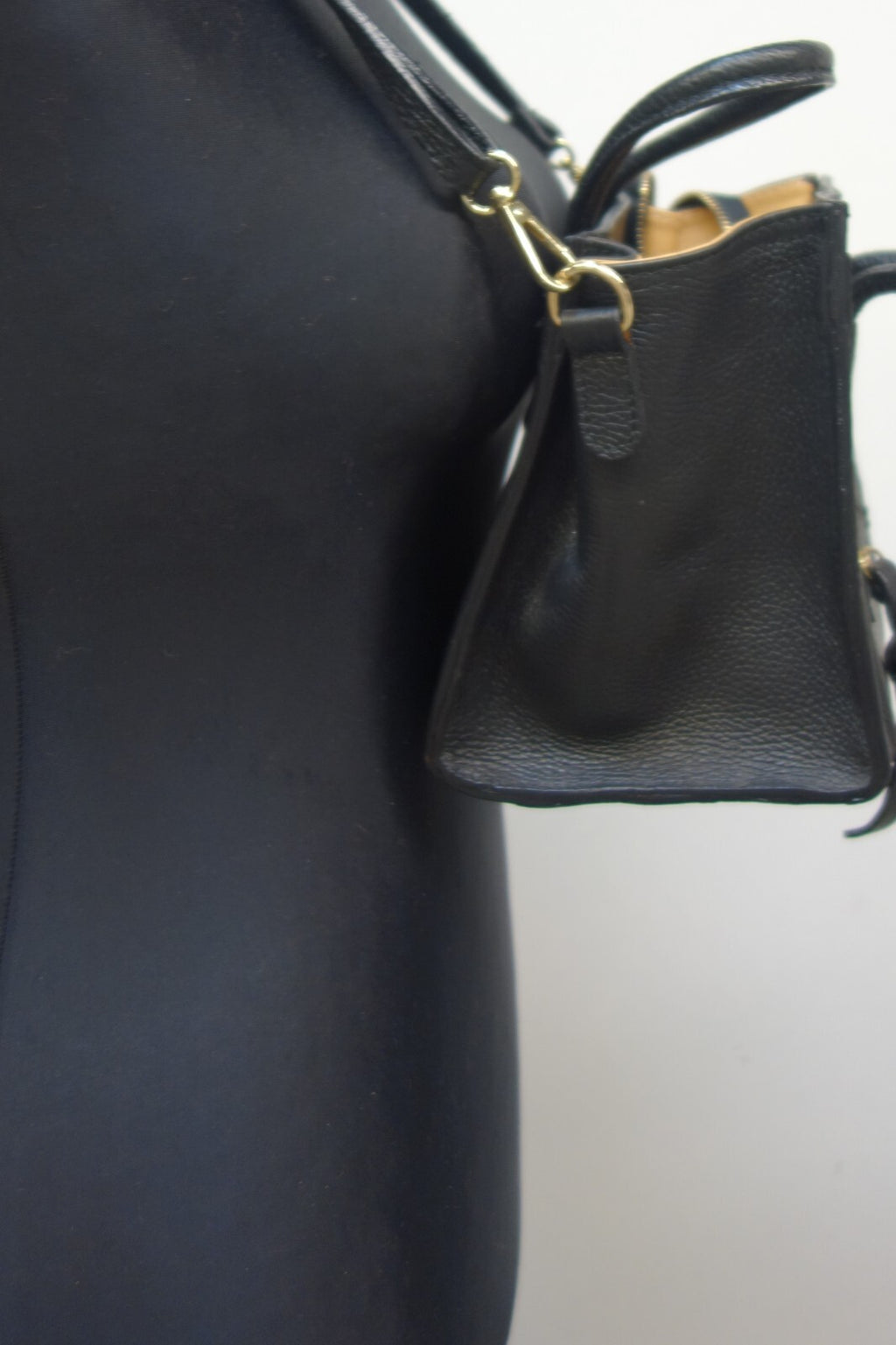 EK2995 Damen Henkeltasche von Genuine Leather4