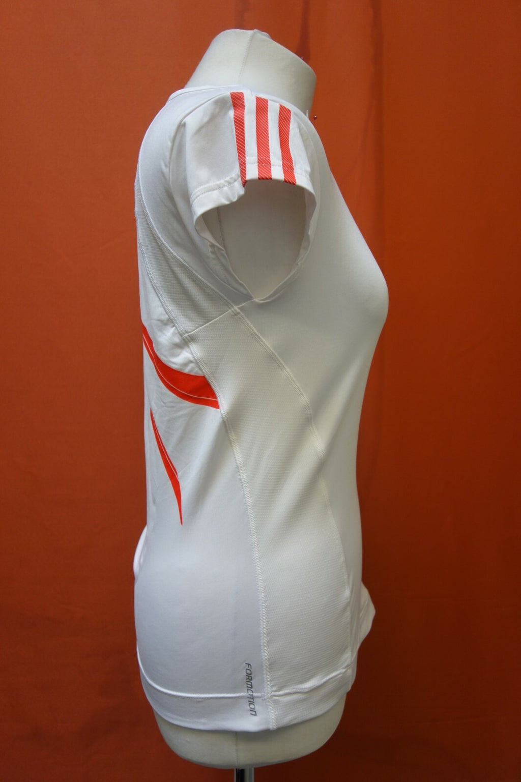 EK0573 Damen Sportshirt von adidas, weiß, S3