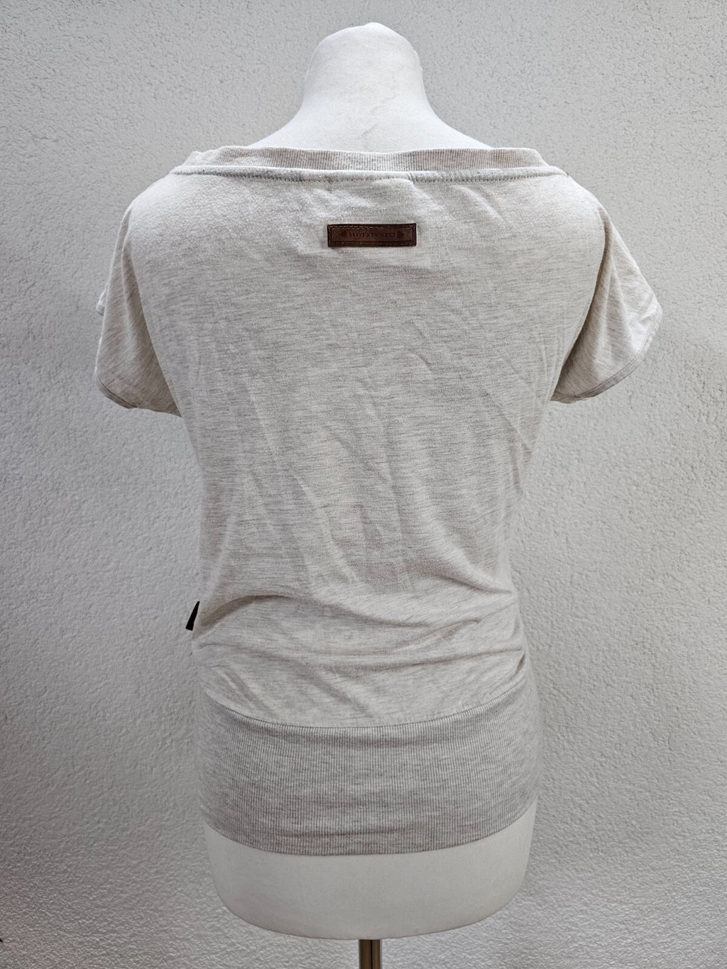EK5787 Damen T-Shirt von Naketano, beige/weiß, Gr. S5