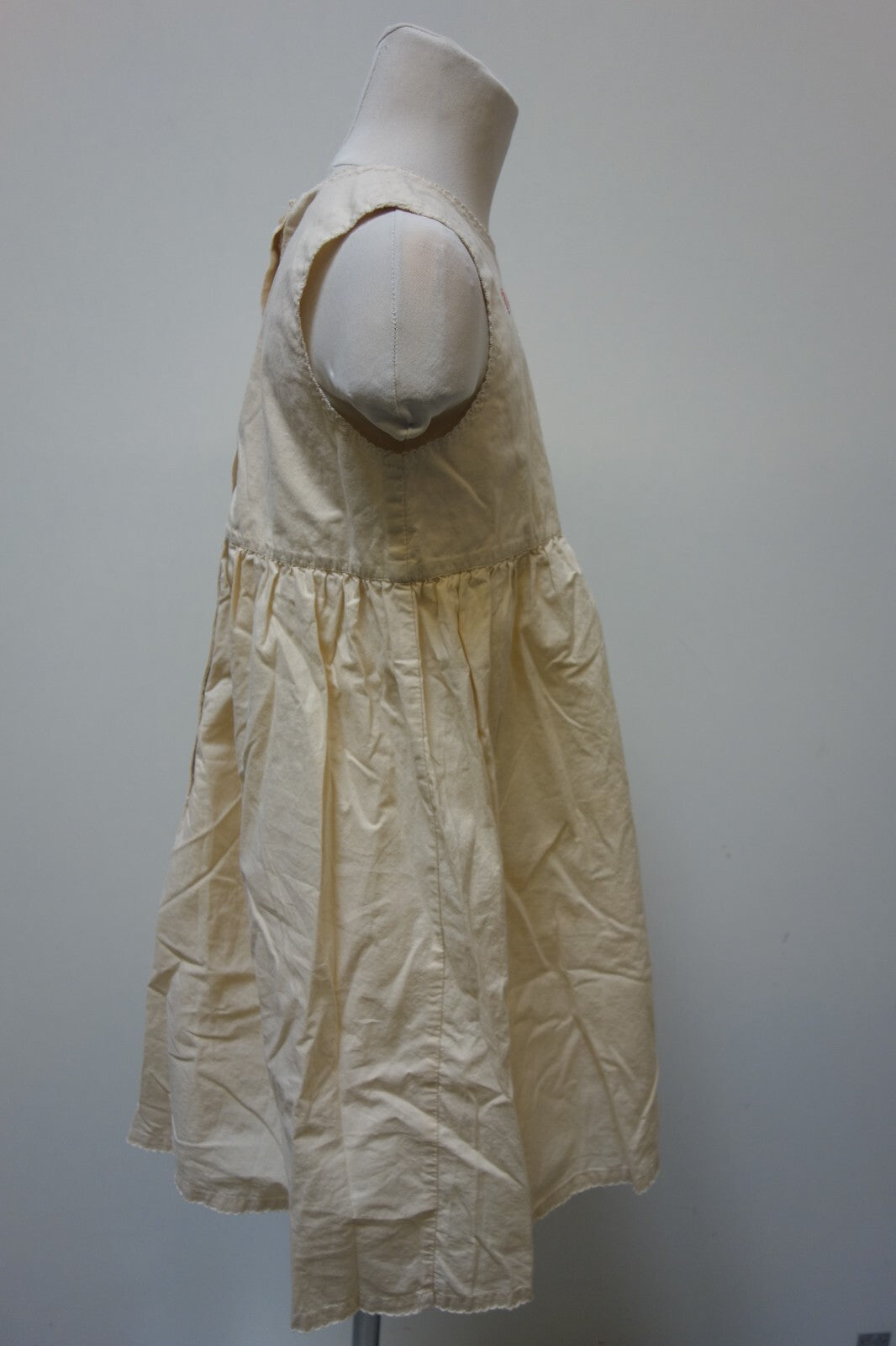 EK3656 Mädchen Kleid von H&M, beige, Gr. 1223