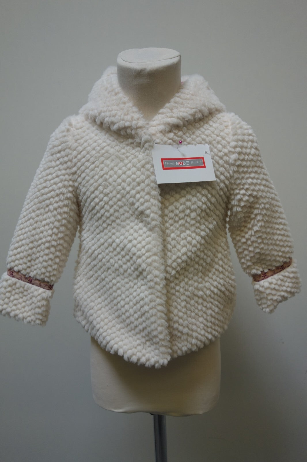 EK0532 Mädchen Jacke von Benetton, weiß, Gr. 920