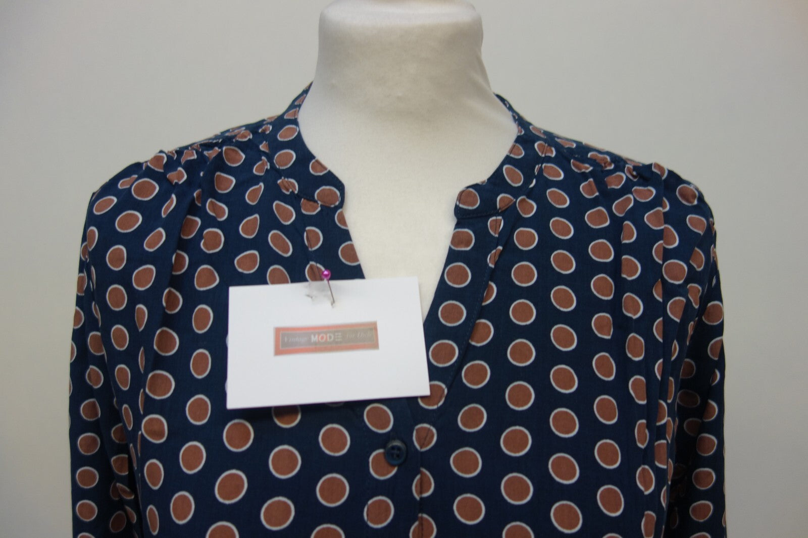 EK2705 Damen Bluse von Olsen, gepunktet, gr. 361