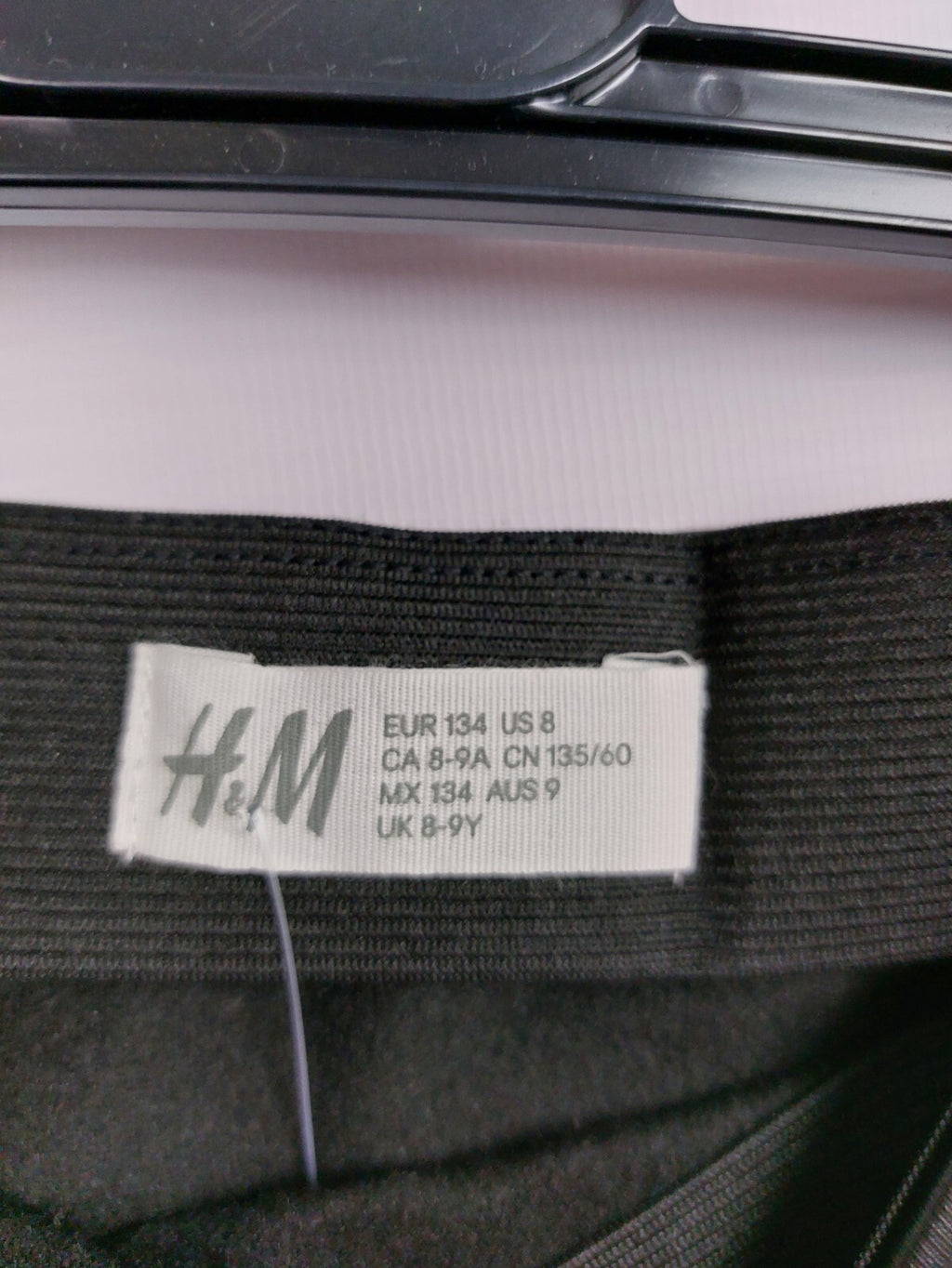 EK2683 Mädchen Kunstlederrock von H&M, schwarz, Gr. 1344