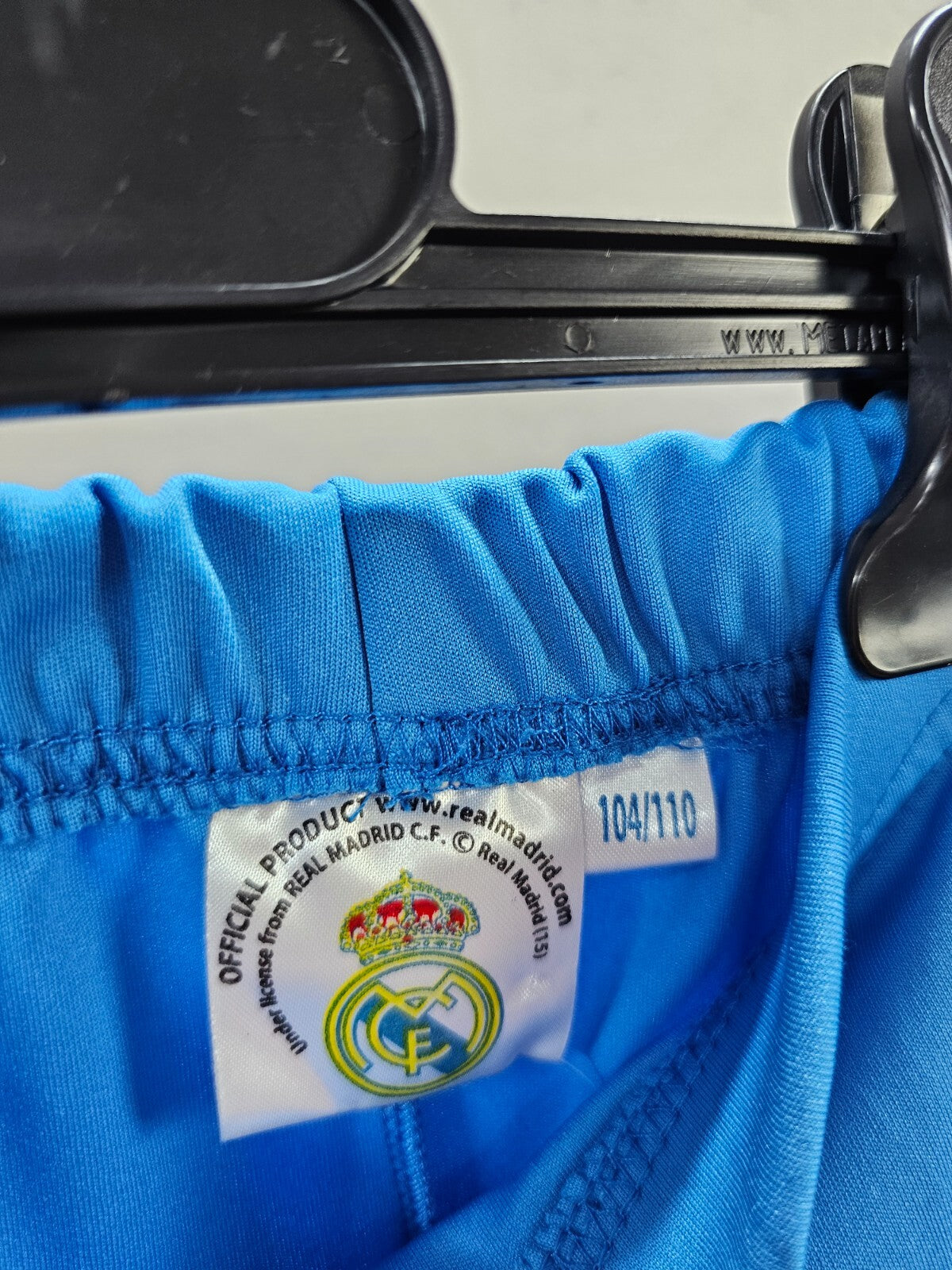 EK5772 Jungen Sporthose kurz von Real Madrid, blau, Gr. 104/1102