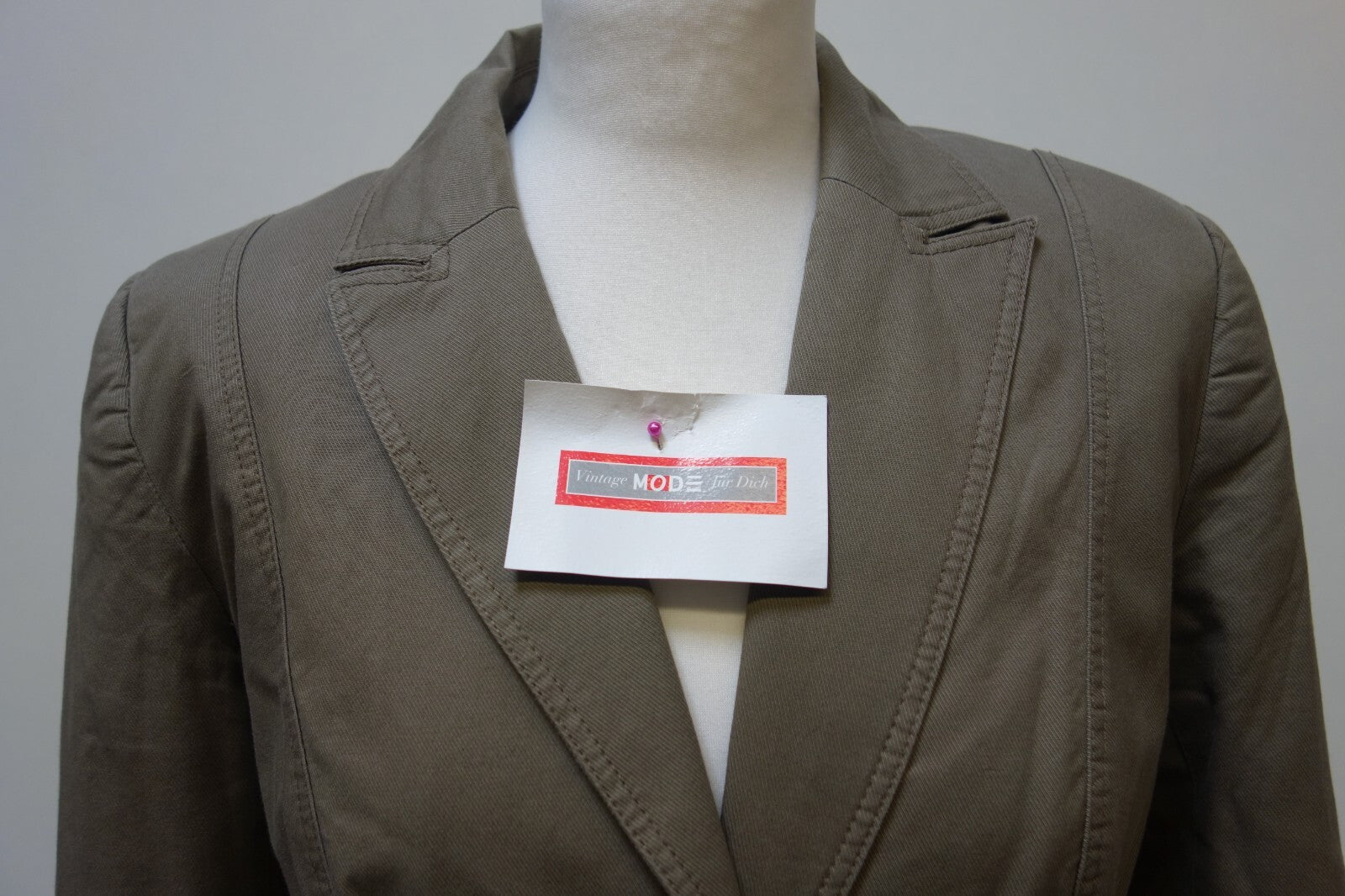 EK2232 Damen Jacke von comma, Gr. 38, grün1