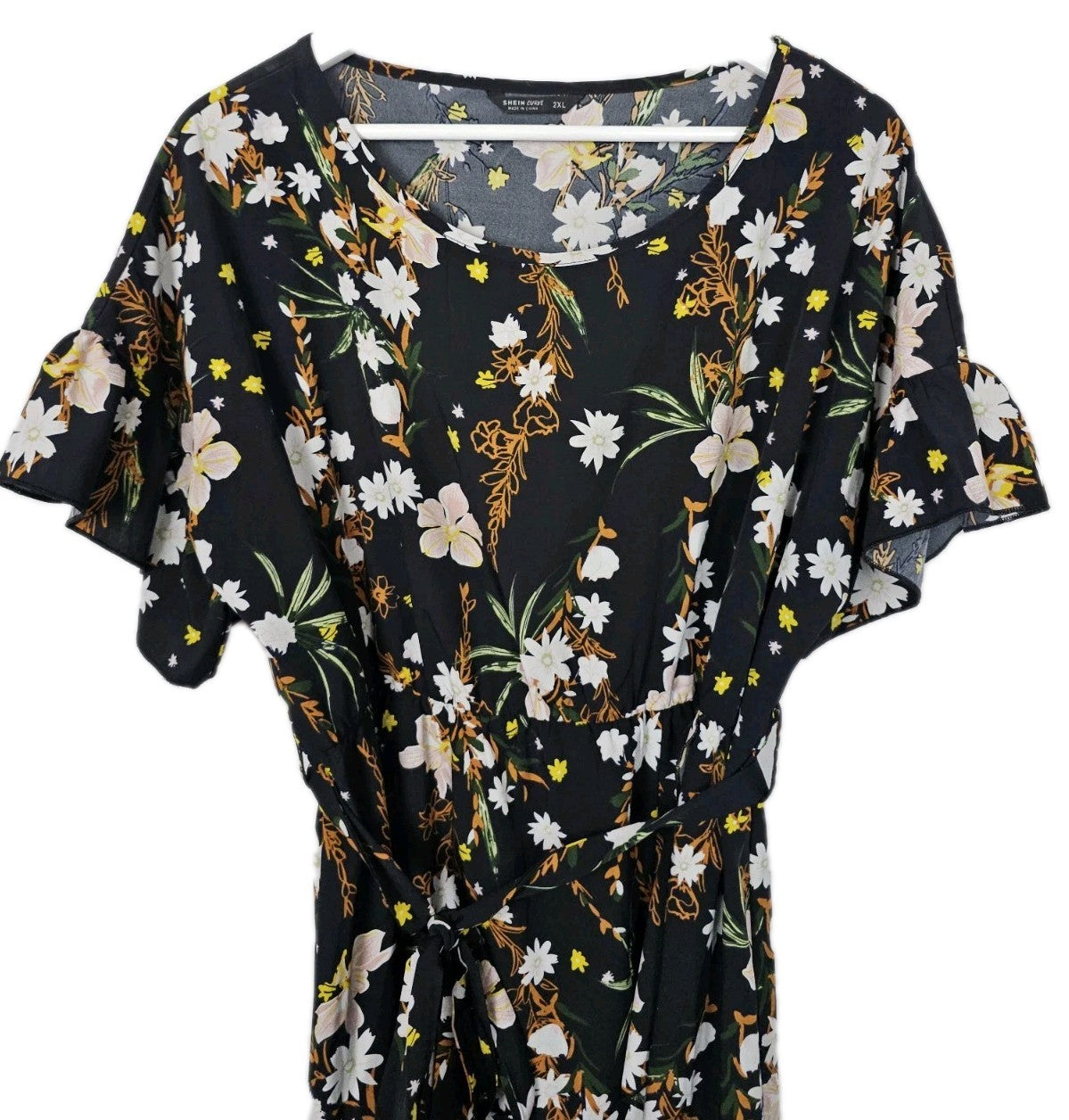 EK8627 Damen Kleid von SheIn, schwarz mit Blumenmuster, Gr.2XL1
