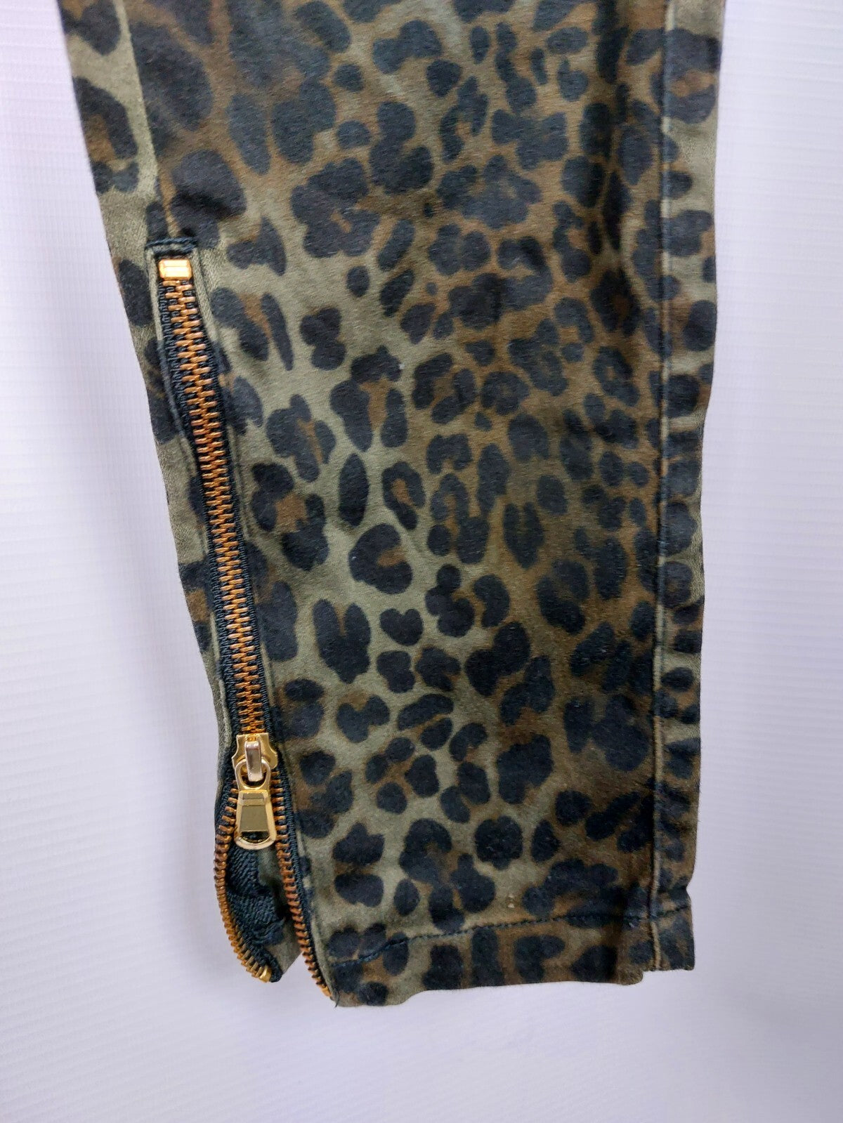 EK3877 Damen Hose von Zara, grün-braun, Gr.363
