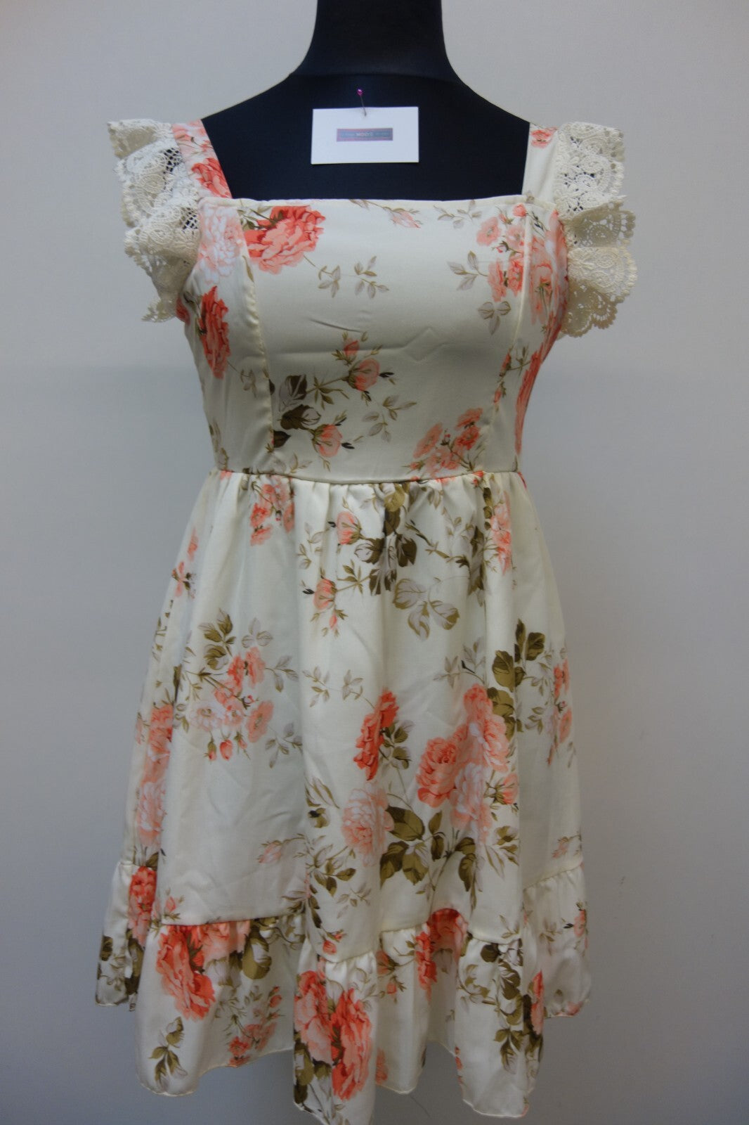 EK3744 Blumenkleid von Shein 0