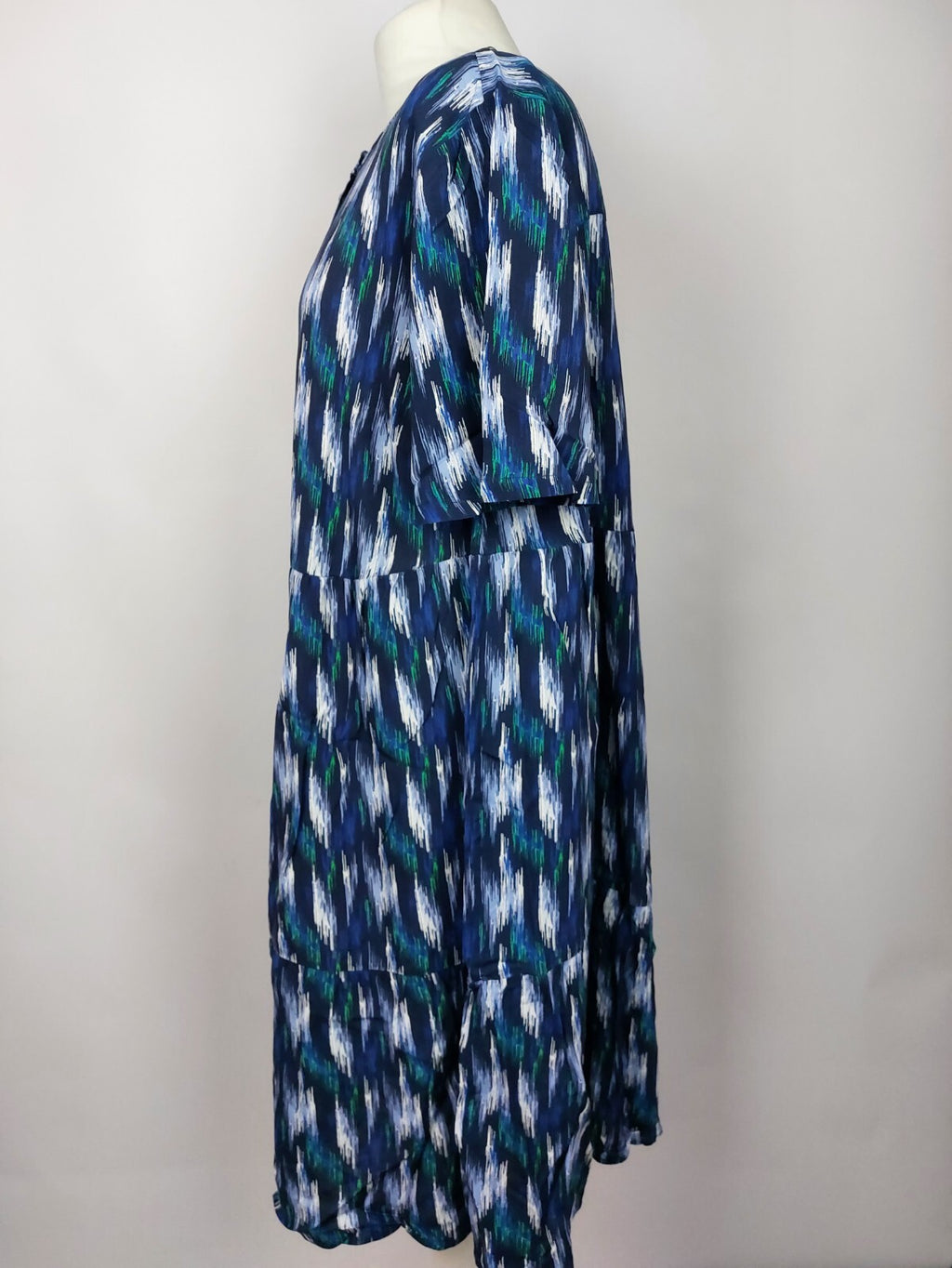 EK4271 Damen Sommerkleid von Sheego, marineblau, Gr. 444