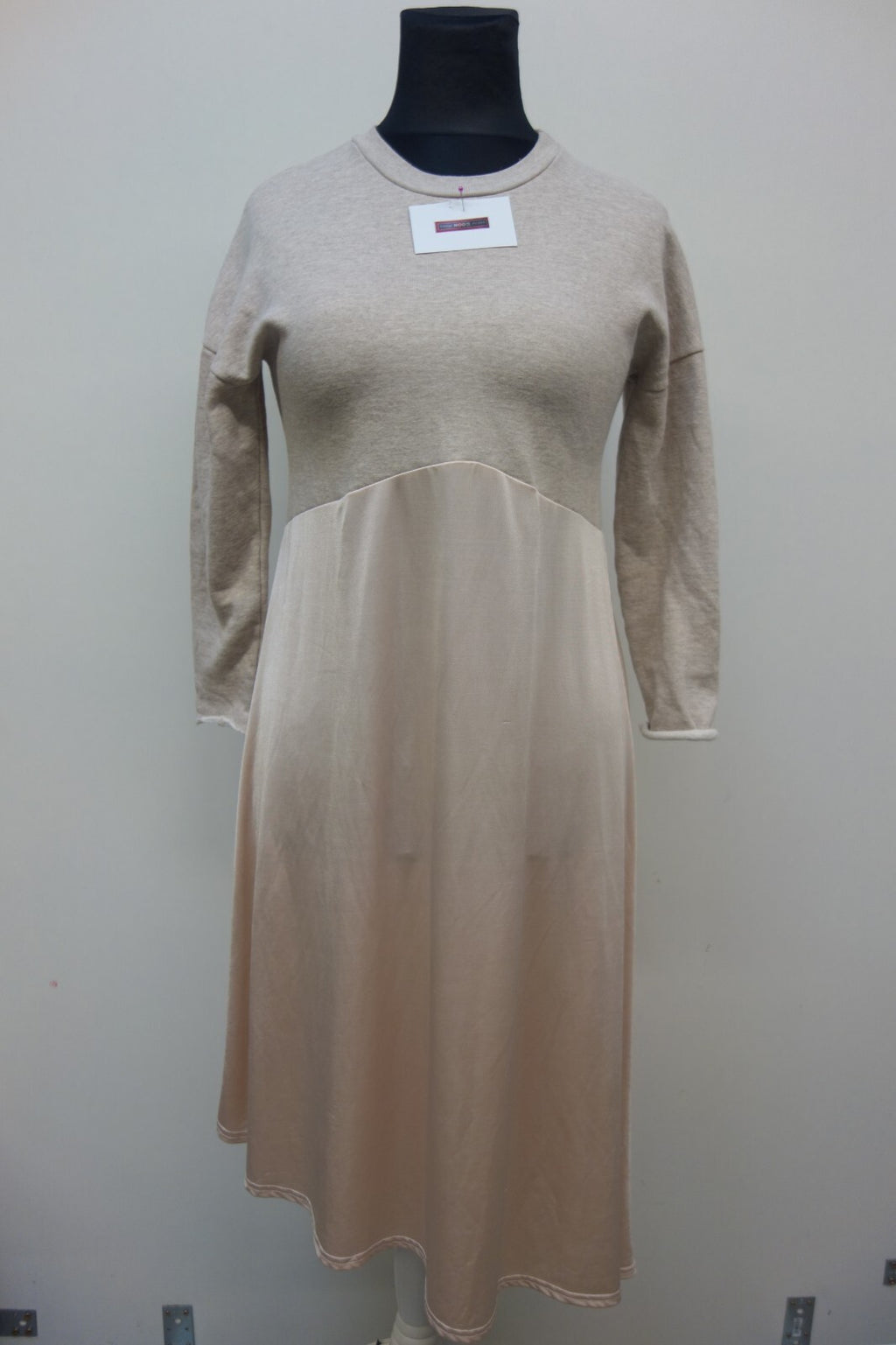 EK2724 Damen Kleid von asos, beige, gr. 380