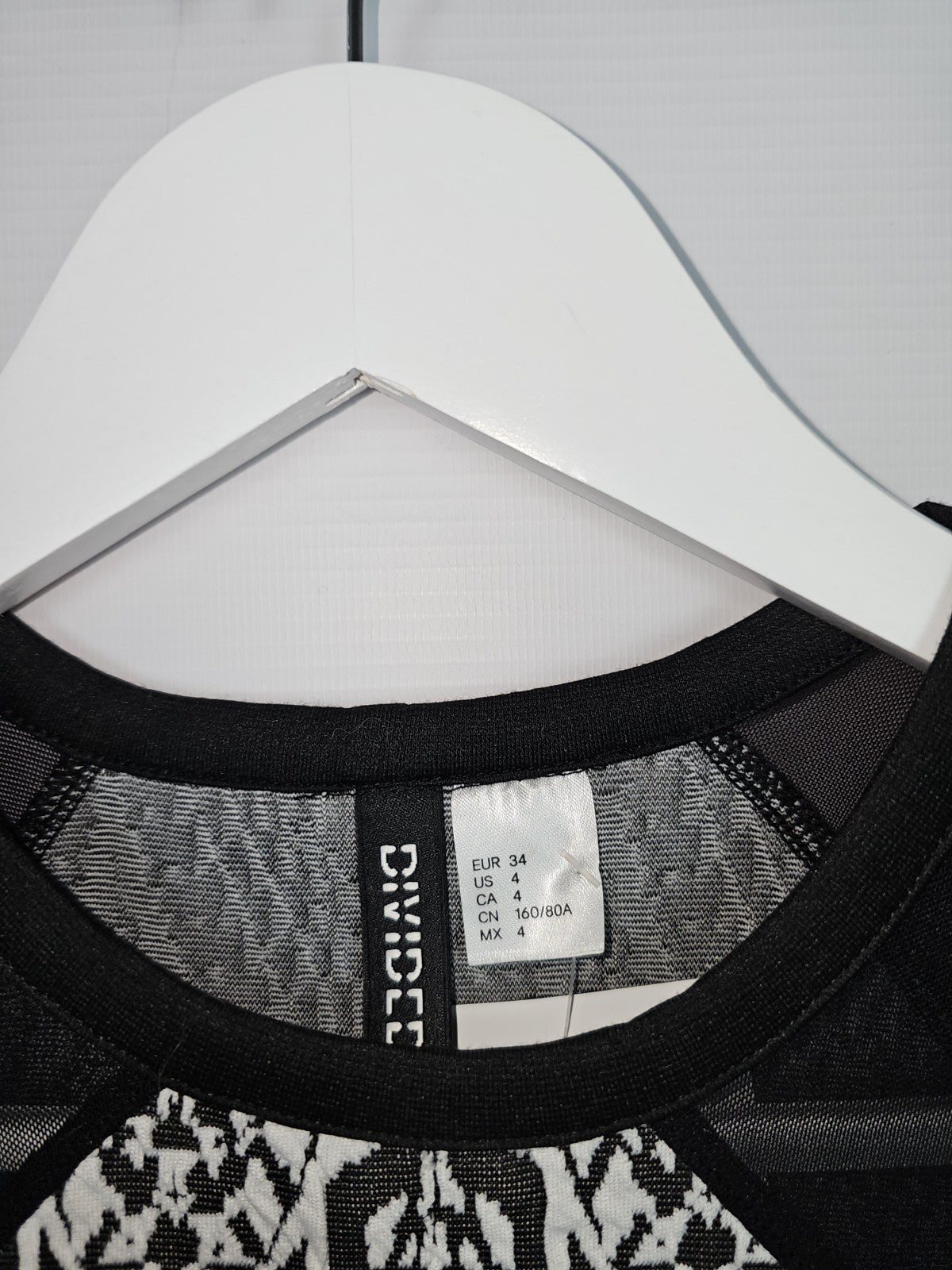 EK7082 Damen Kleid von H&M, Schwarz/weiß, Gr.342