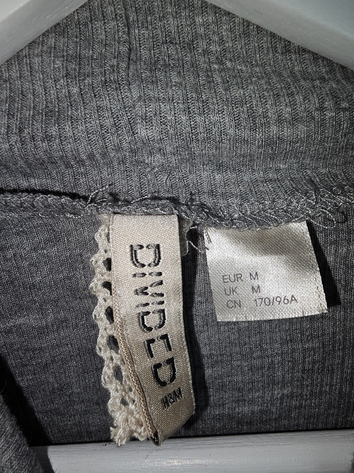 EK7306 Damen Shirt von Divided/ H&M, grau, Gr.M1